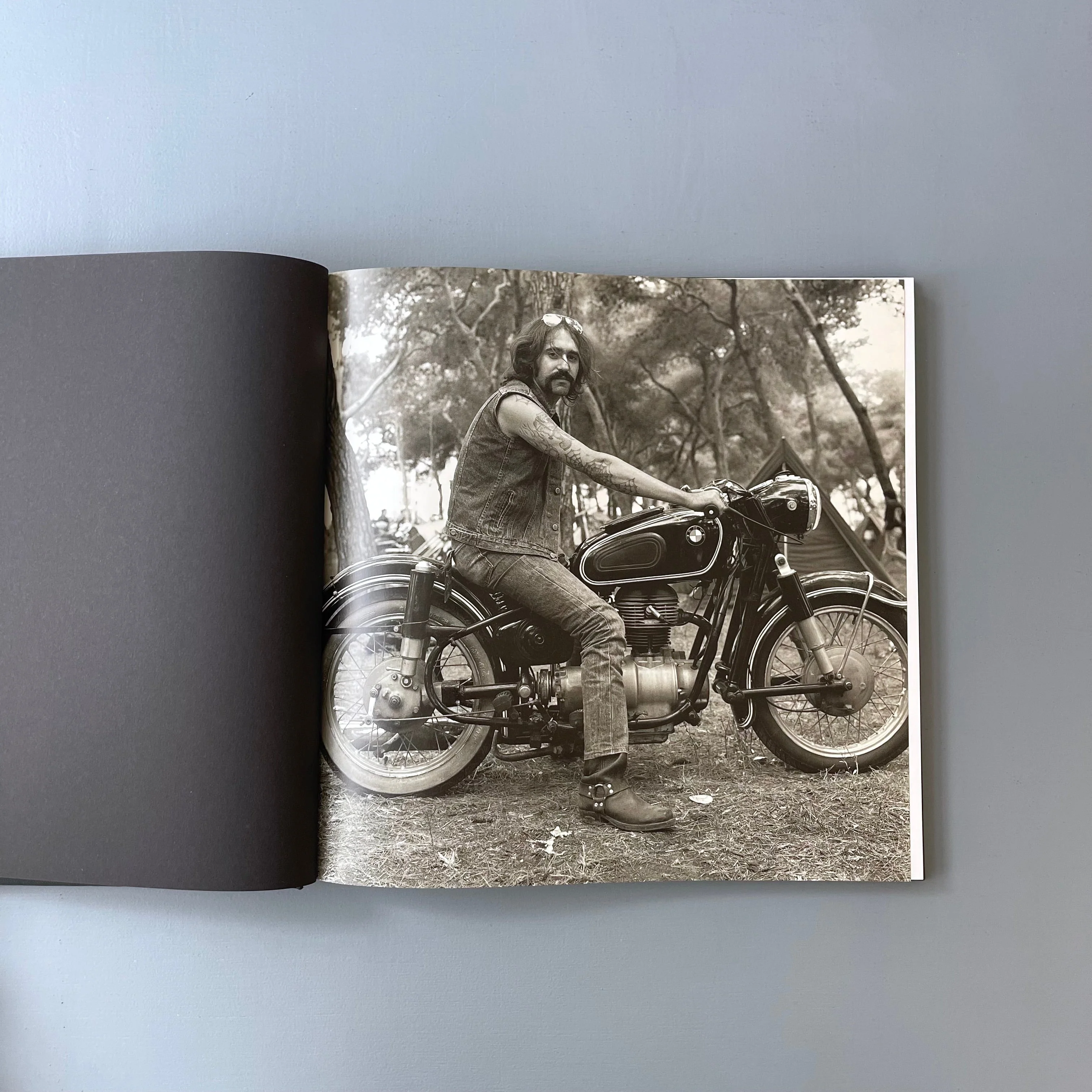Albert Garica-Alix - Lo que dura un baso - Edition Mennour 2002 - Image 2