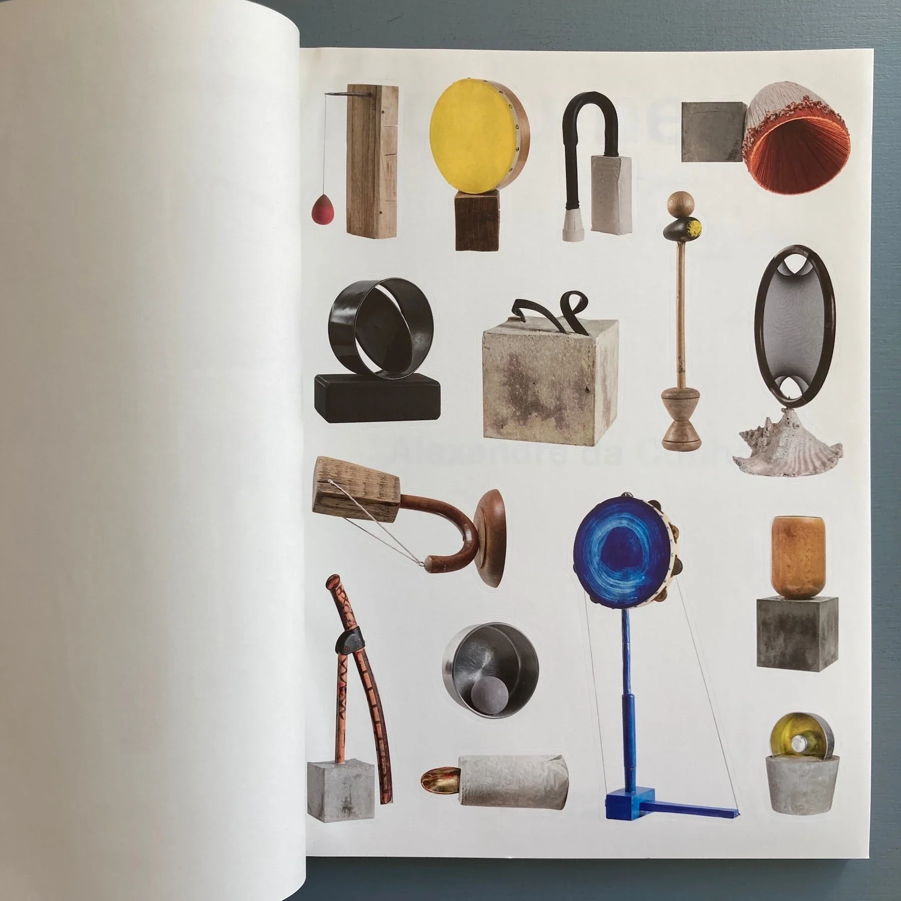 Alexandre da Cunha (signed) - Monumento - Revolver 2019 - Image 3