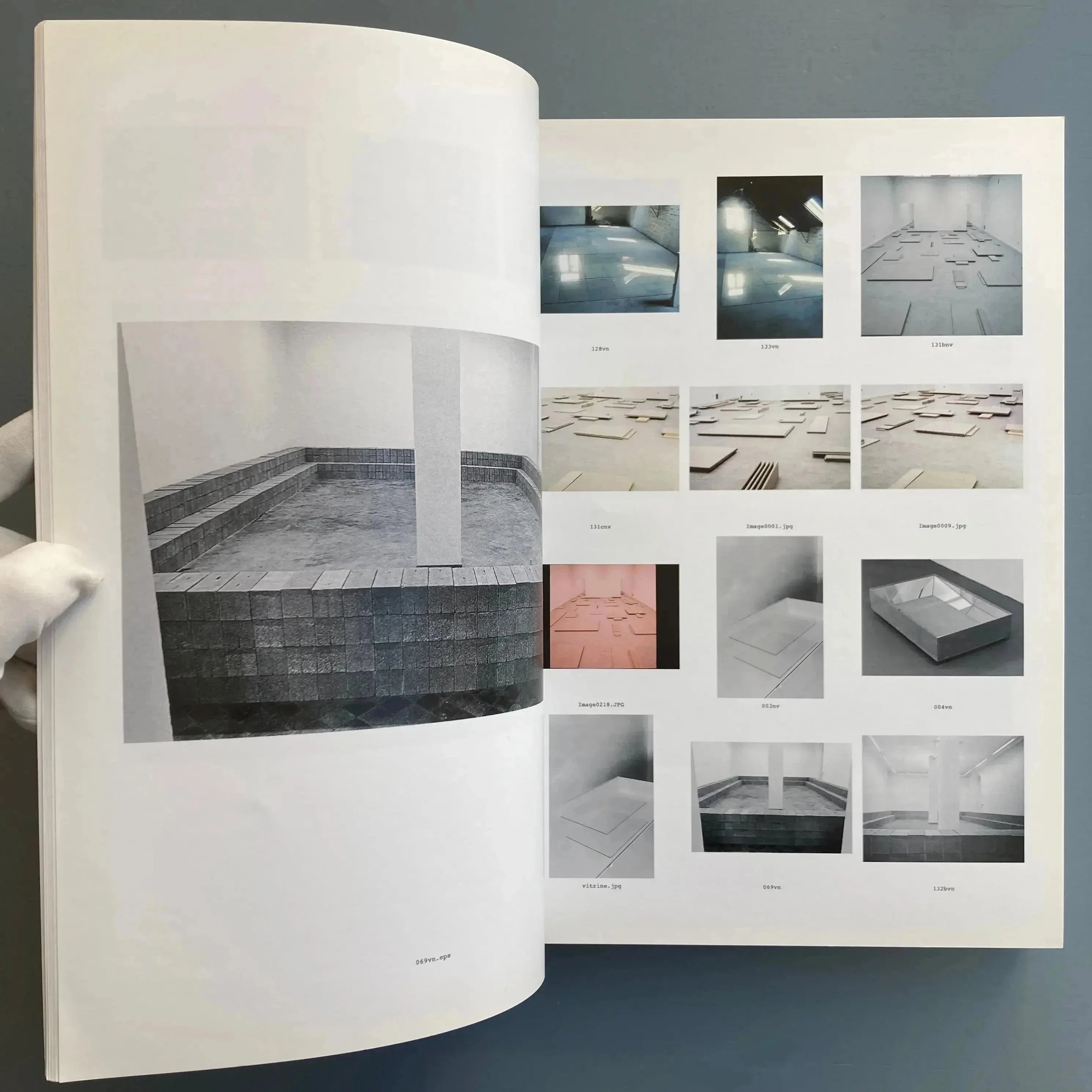 Ann Veronica Janssens - experienced - BasePublishing 2009 - Image 2