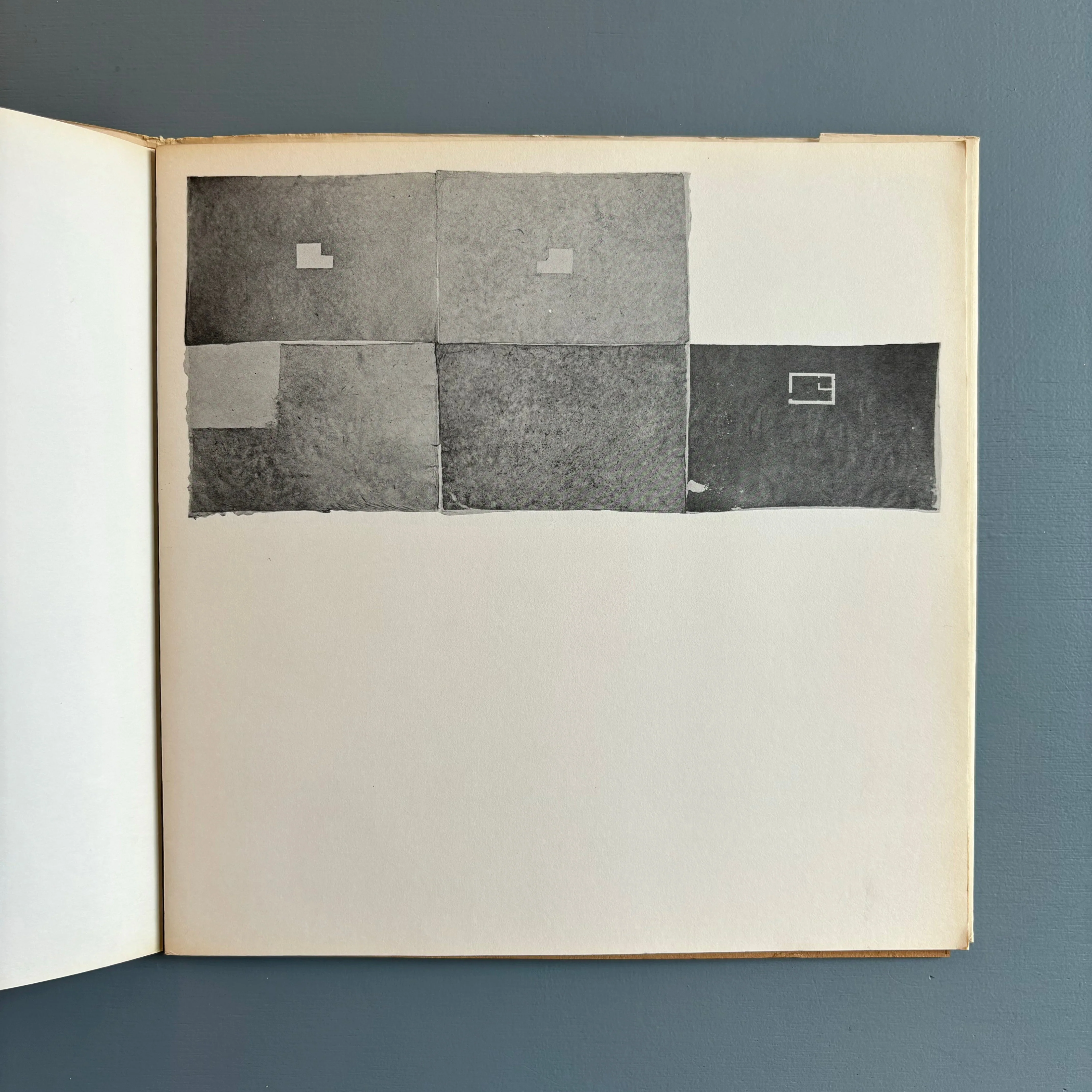 Antonio Dias - O Papel do Artista/A Ilustração da Arte - Galeria Arte Global 1978 - Image 2