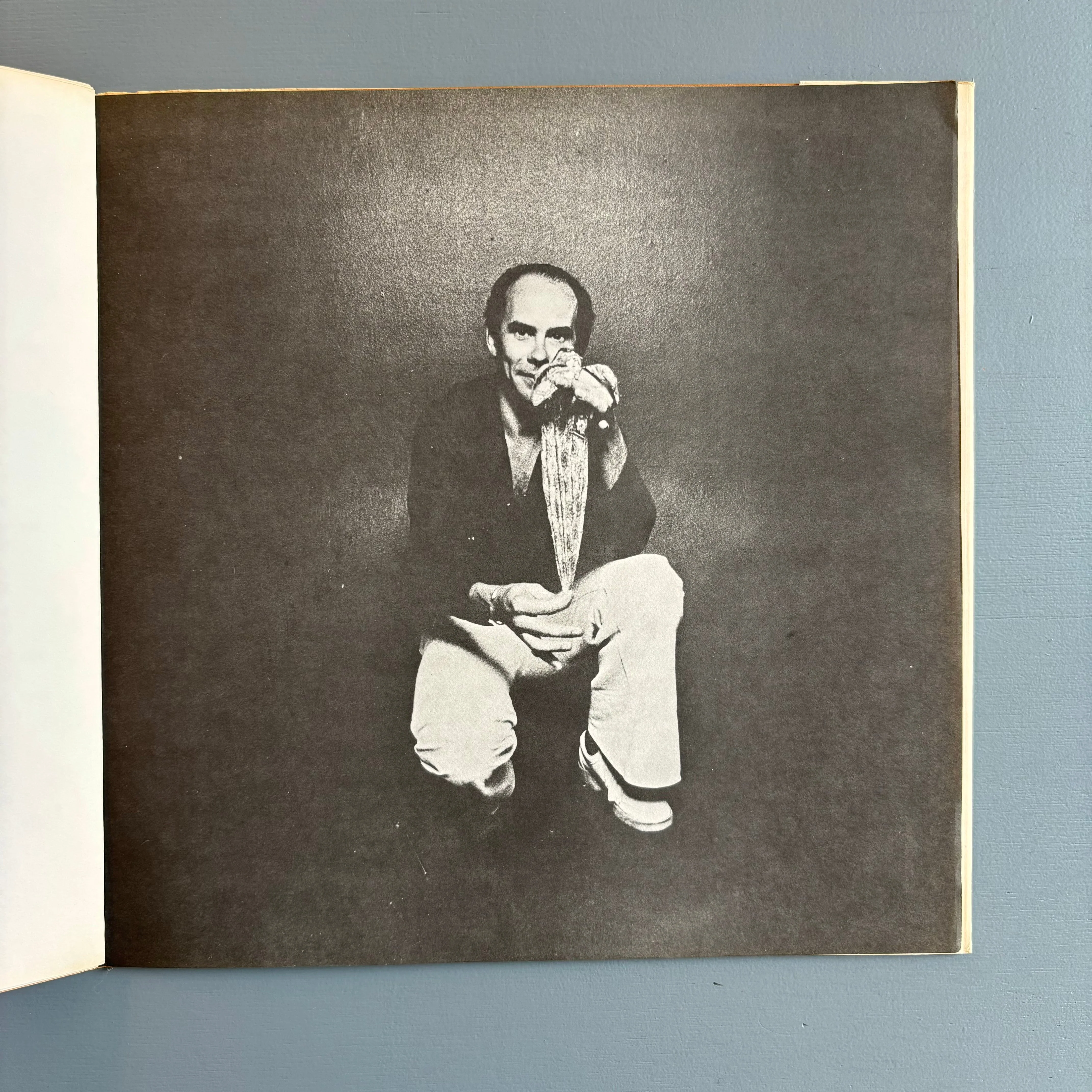 Antonio Dias - O Papel do Artista/A Ilustração da Arte - Galeria Arte Global 1978 - Image 6