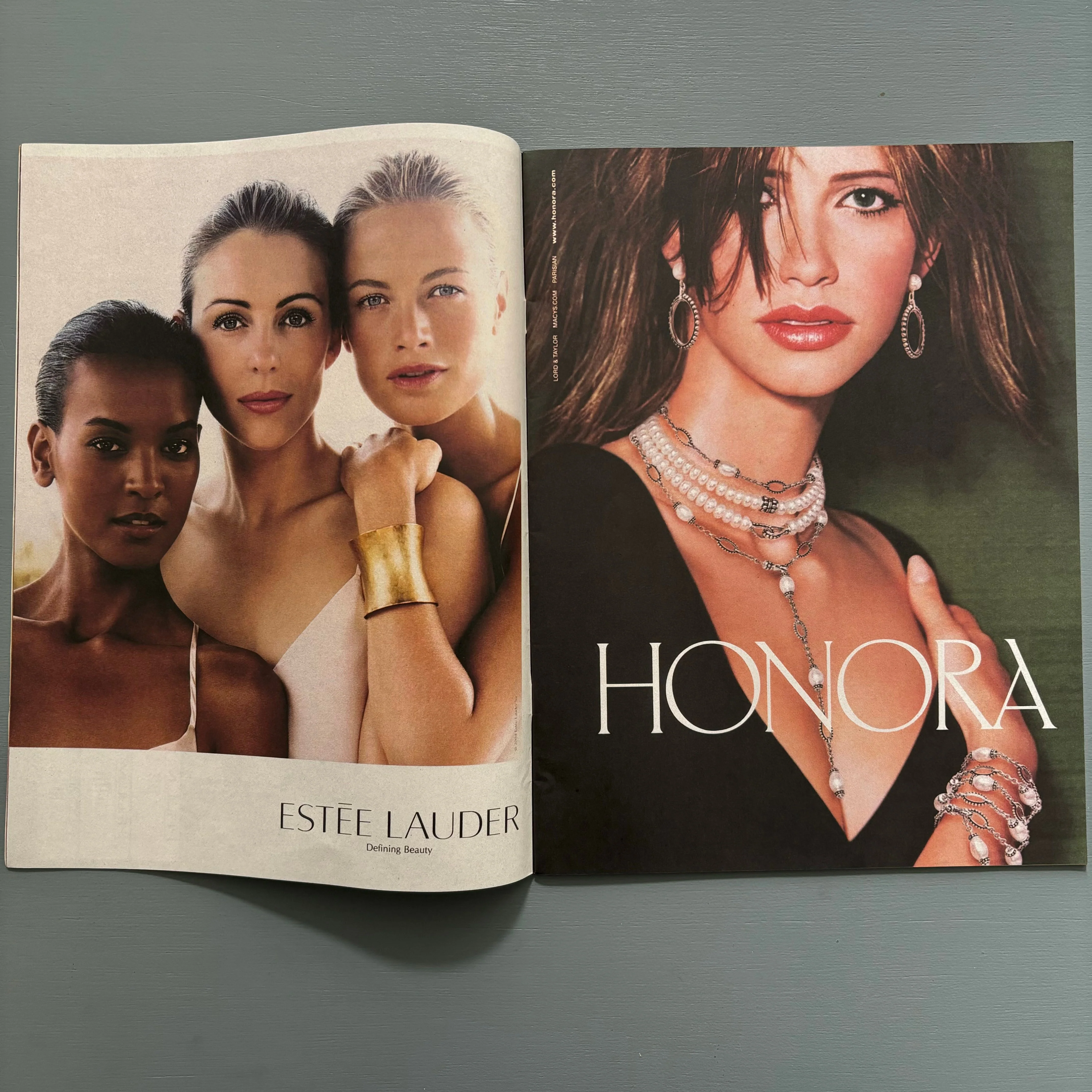 Beauty by Hans-Peter Feldmann - babeL #07 2005 - Image 3