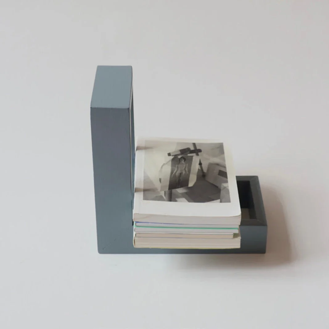 Boekensteunen pair by Evelyn Vanoverbeke - Saint-Martin Bookshop - Image 10