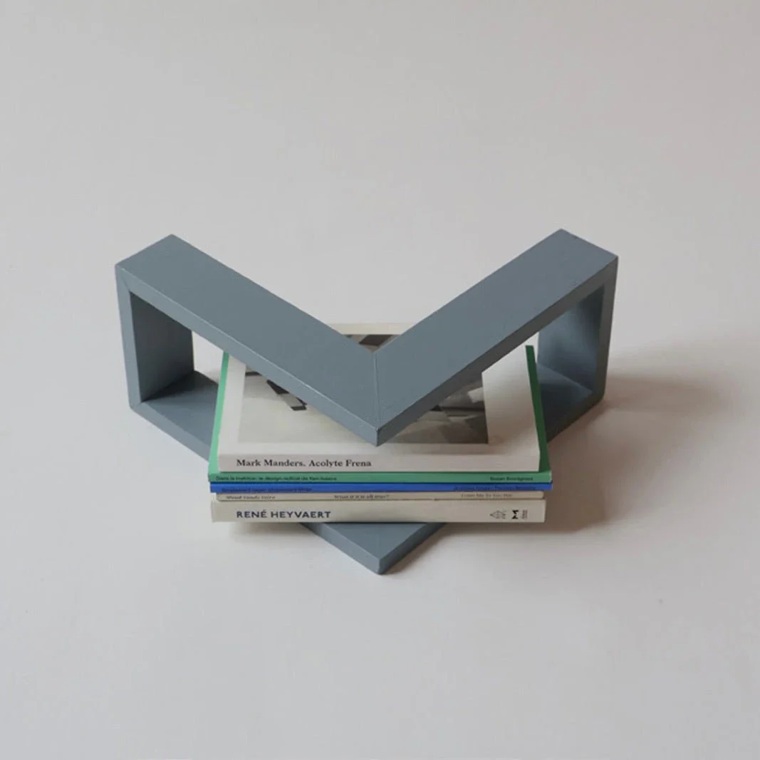 Boekensteunen pair by Evelyn Vanoverbeke - Saint-Martin Bookshop - Image 13