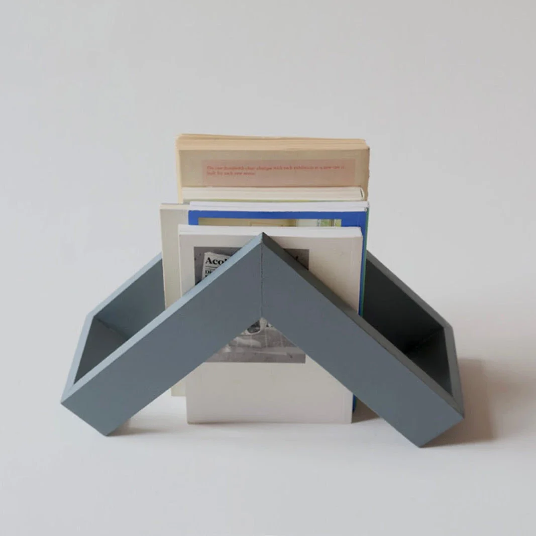 Boekensteunen pair by Evelyn Vanoverbeke - Saint-Martin Bookshop - Image 16