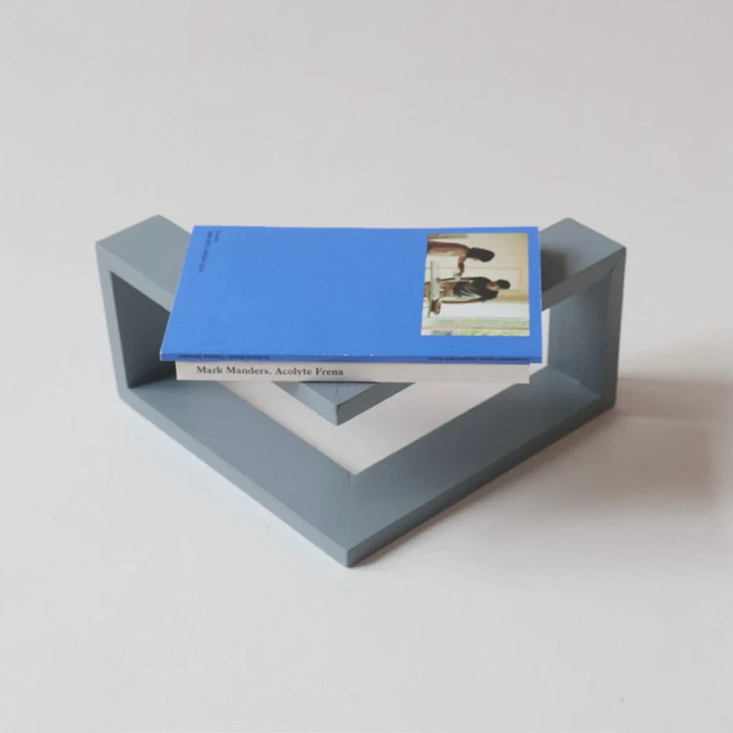 Boekensteunen pair by Evelyn Vanoverbeke - Saint-Martin Bookshop - Image 17