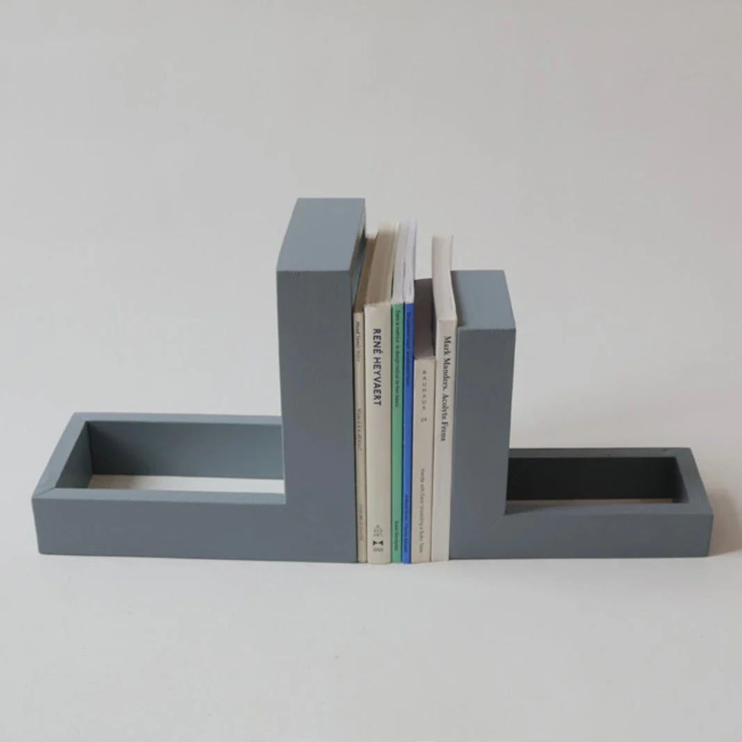 Boekensteunen pair by Evelyn Vanoverbeke - Saint-Martin Bookshop - Image 8