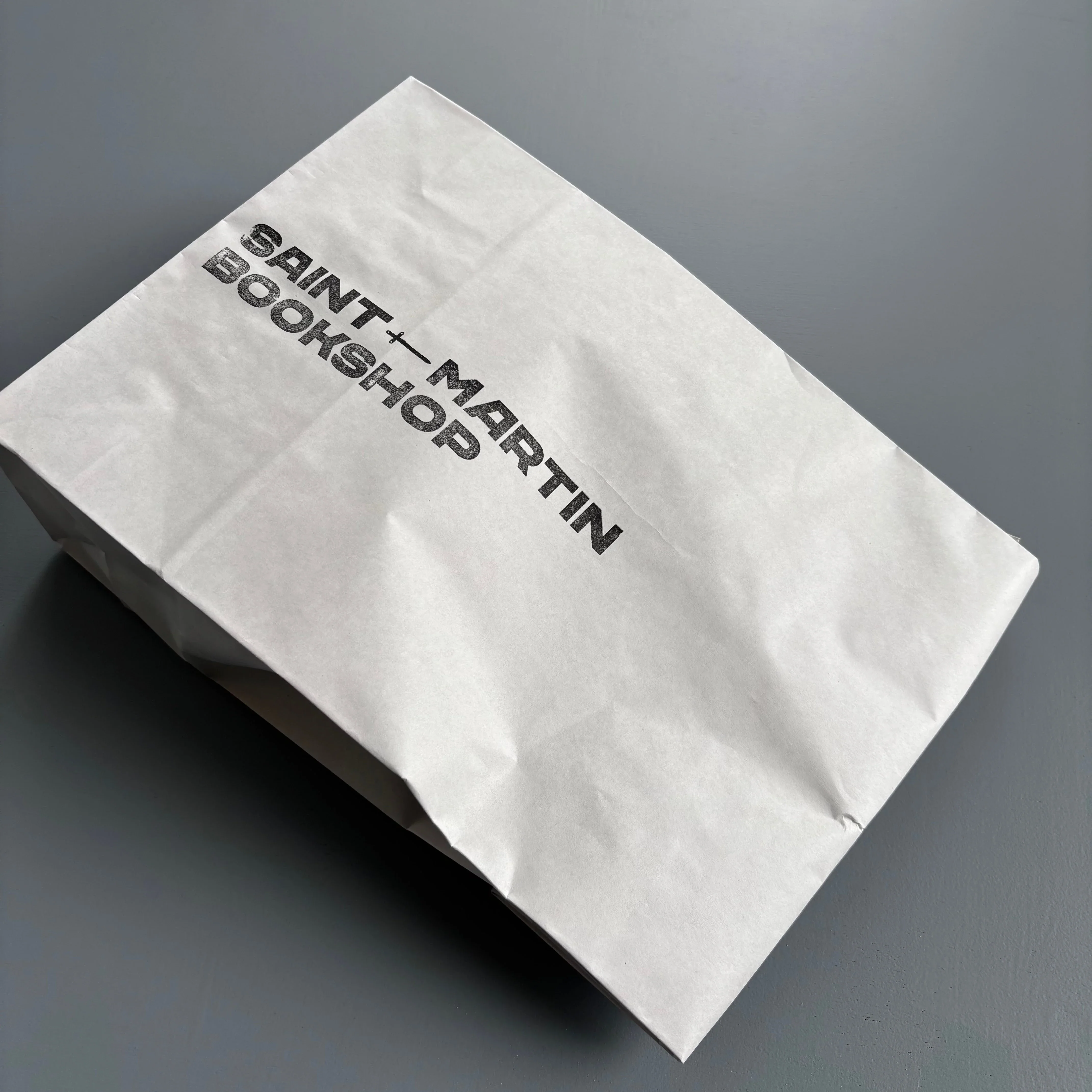 Book & Bread paper bag - Saint-Martin Bookshop - Image 3