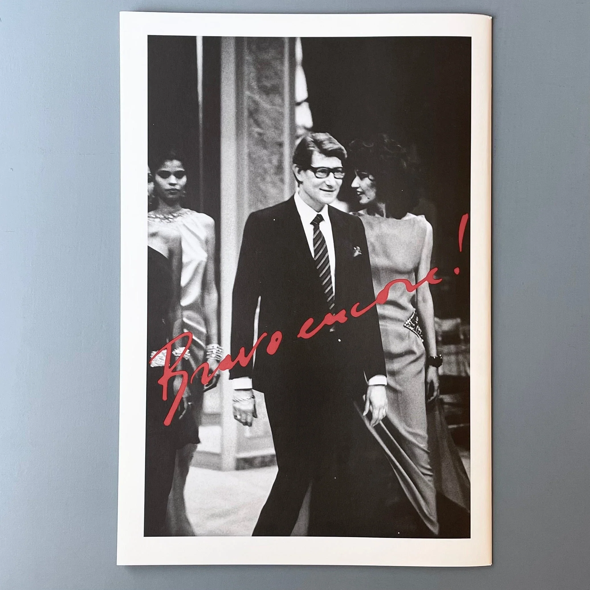 Bravo Yves ! - Yves Saint Laurent 1982 - Image 13