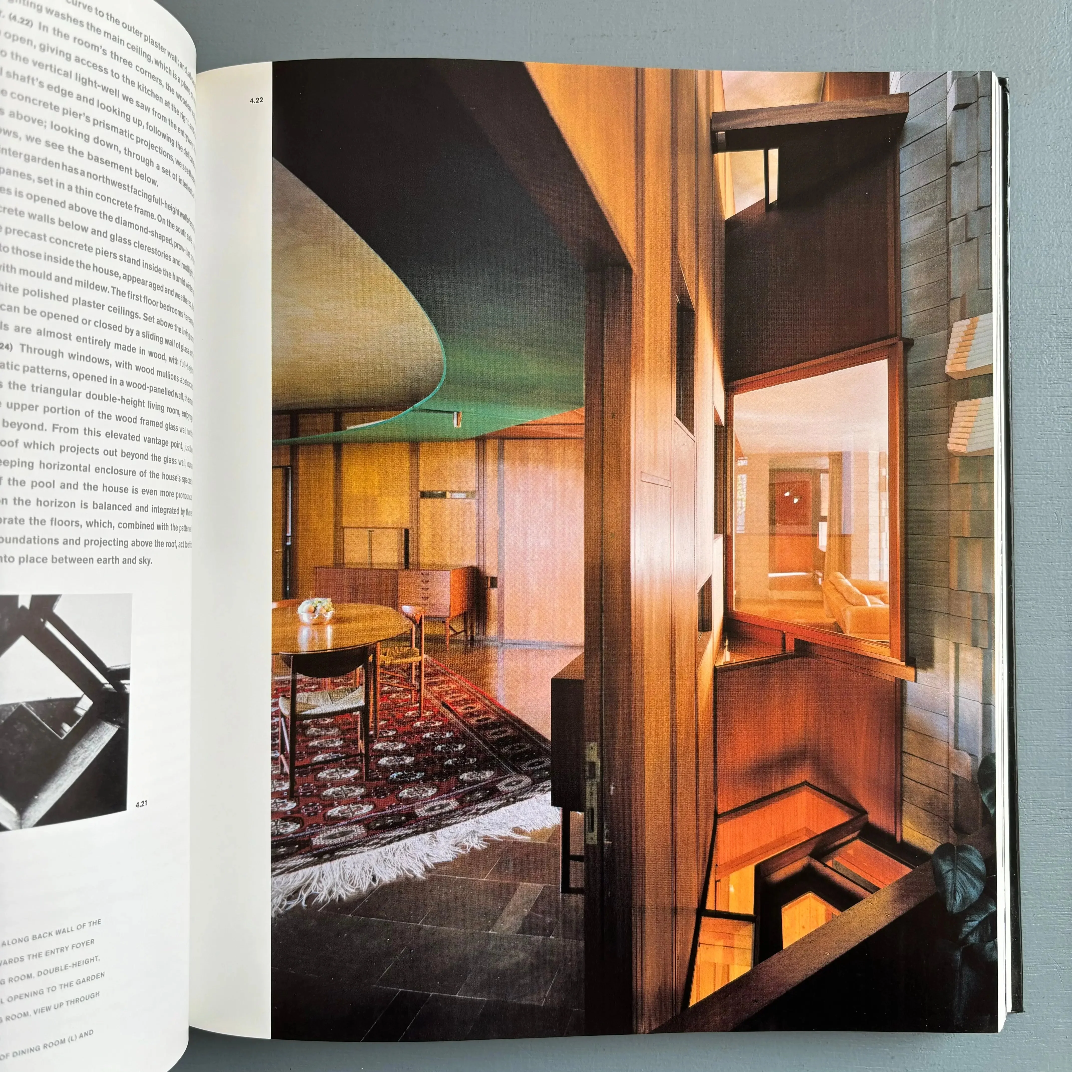 Carlos Scarpa by Robert McCarter - Phaidon 2021 - Image 5