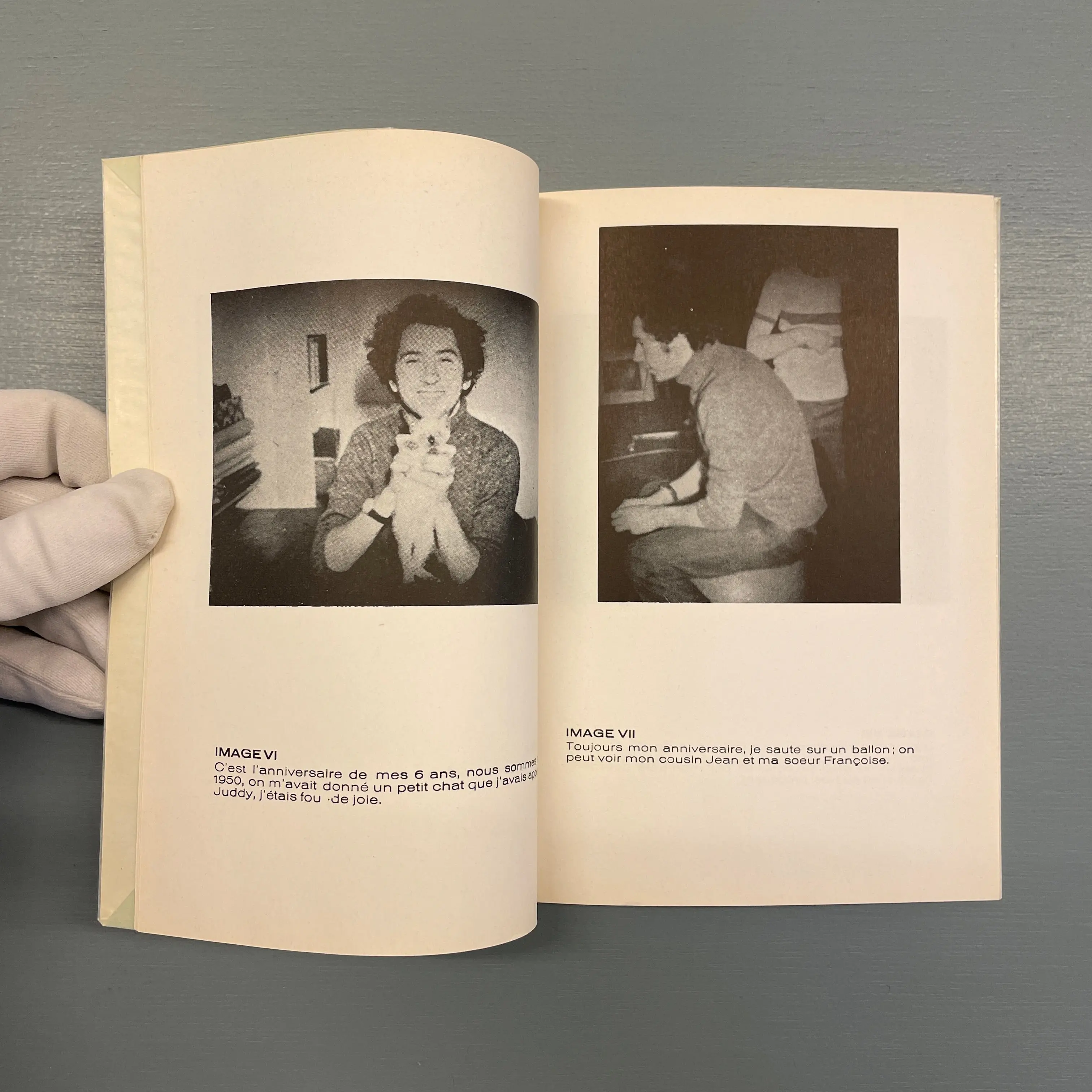 L'album photographique de Christian Boltanski 1948 - 1956 - Edition Hossman et Sonnabend Press 1972 - Image 3