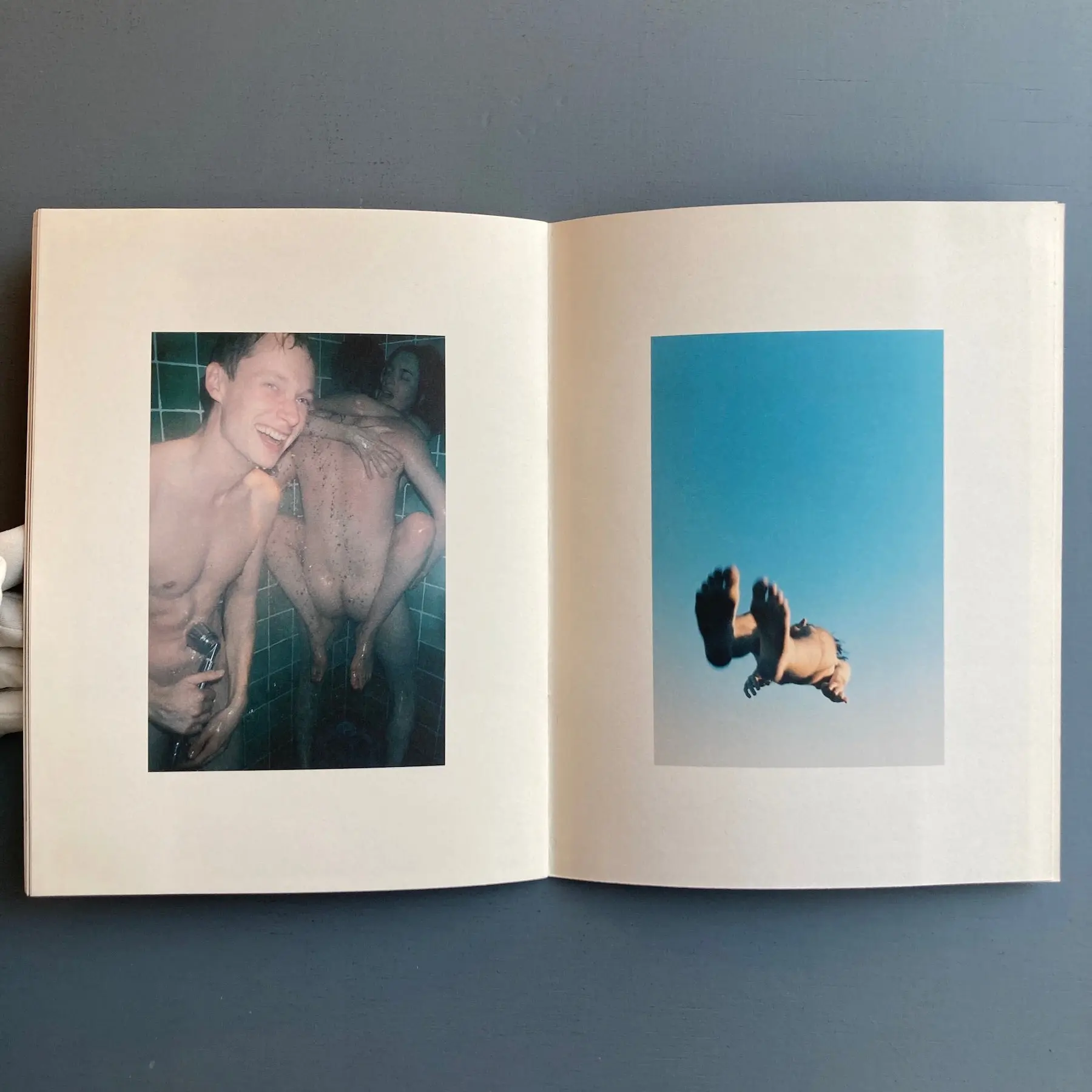 Daido Moriyama, Raymond Pettibon, Ryan McGinley... - Other Scenes - Nieves 2007 - Image 8