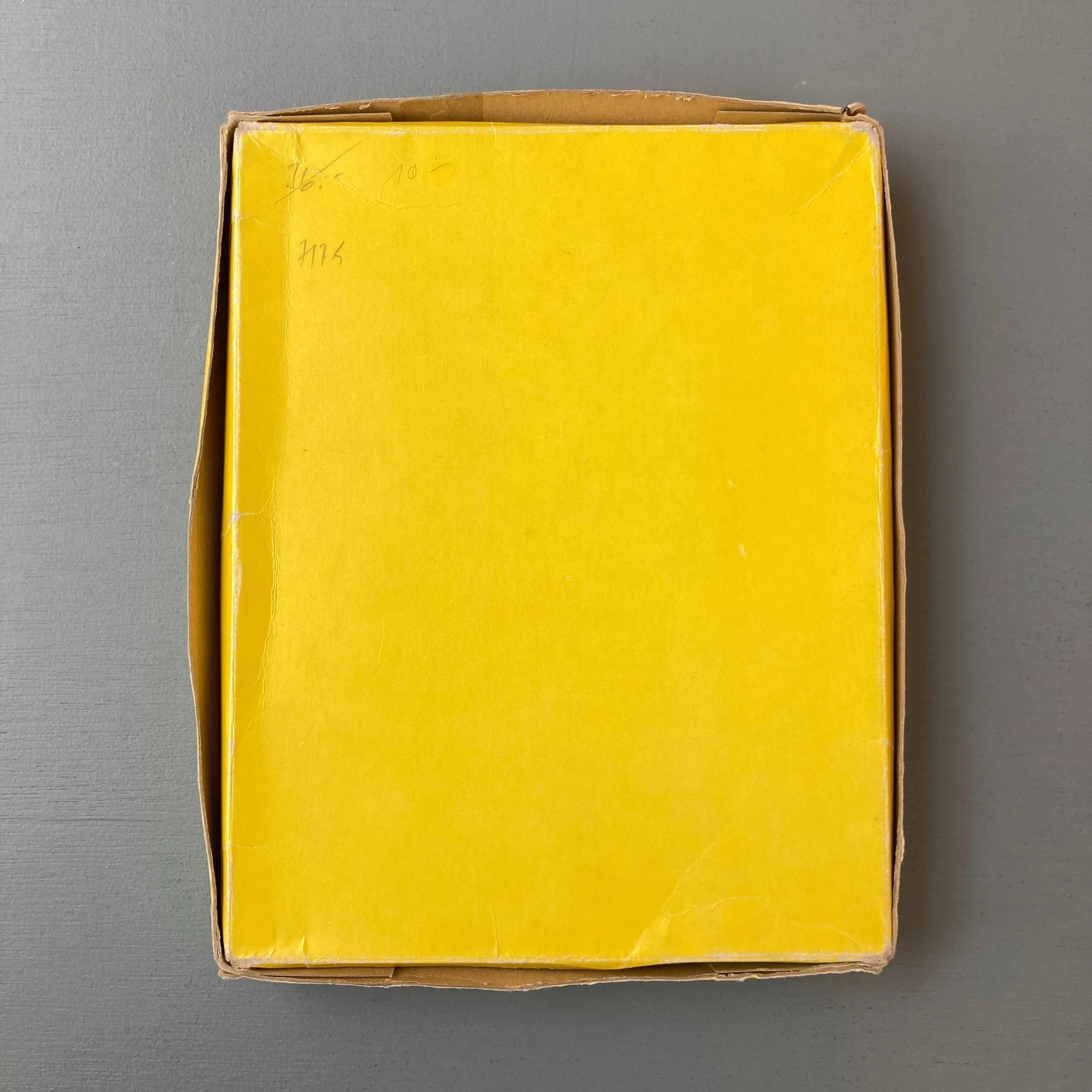 Daniel Buren - Von Da An / A partir de là - Städtisches Museum Mönchengladbach 1975 - Image 11