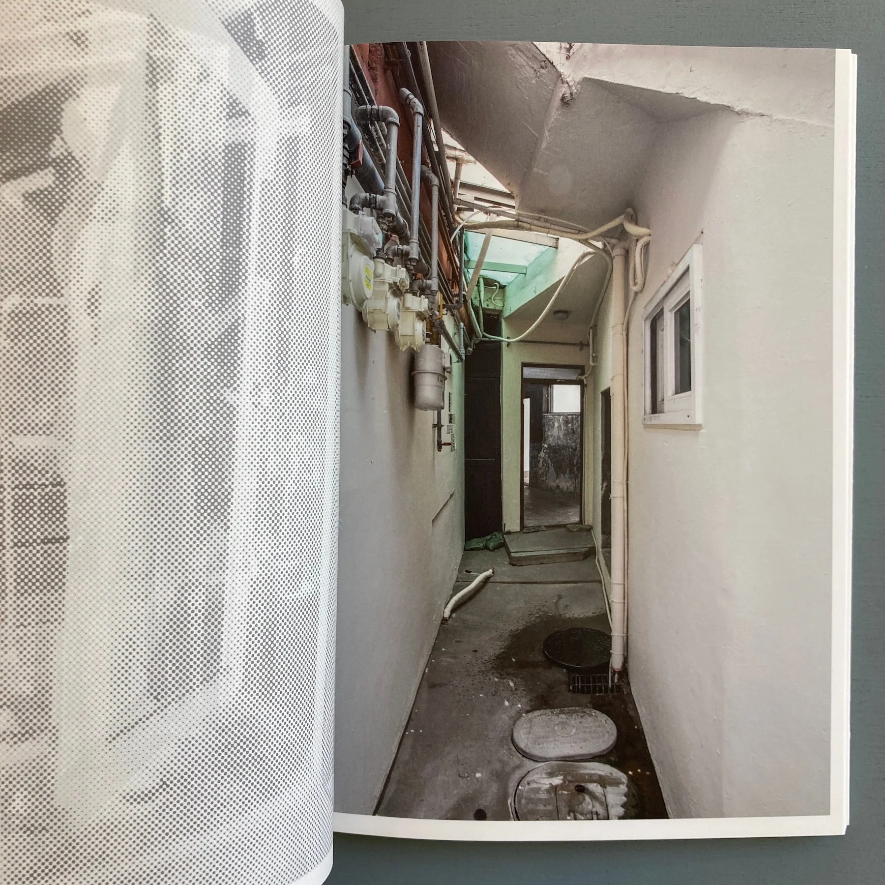 David Bergé - A Walk in High Resolution - Jap Sam Books 2020 - Image 4