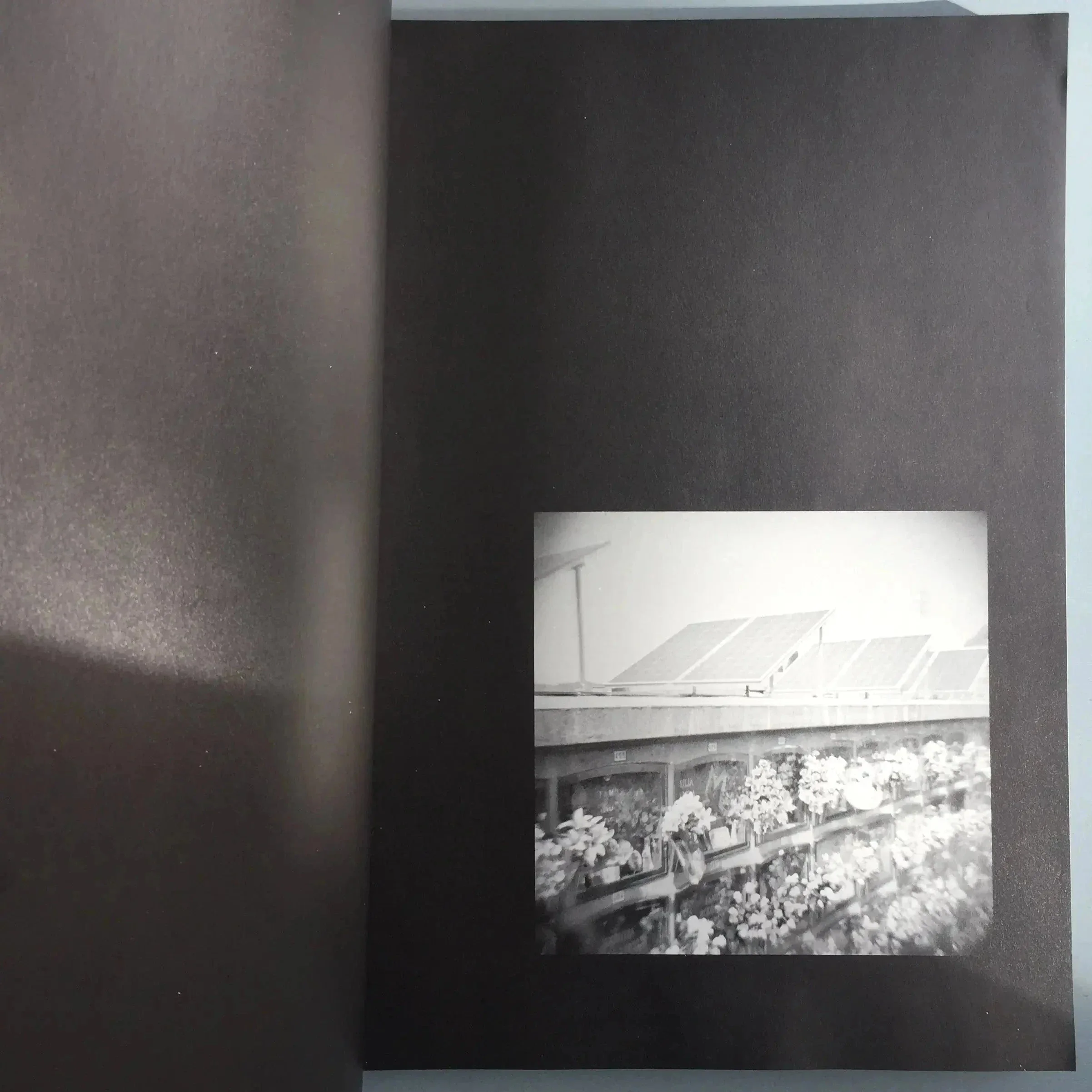 TIME 2009/Dirk Braeckman, Els Dietvorst - Time is a book - Time Festival 2009 - Image 6