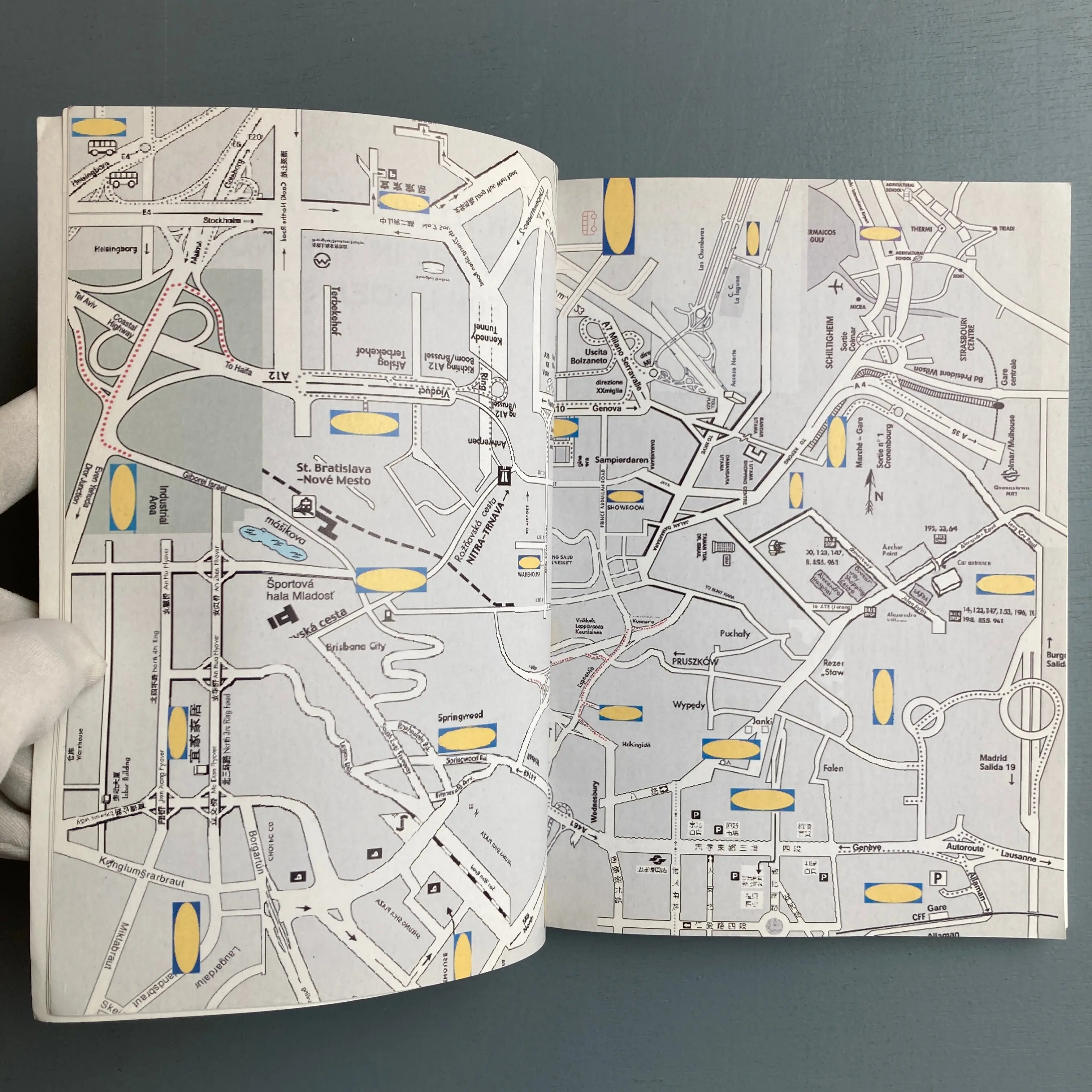 Joe Scanlan - DIY, or How To Kill Yourself Anywhere in the World for Under $399 - Imschoot Uitgevers 2002 - Image 3