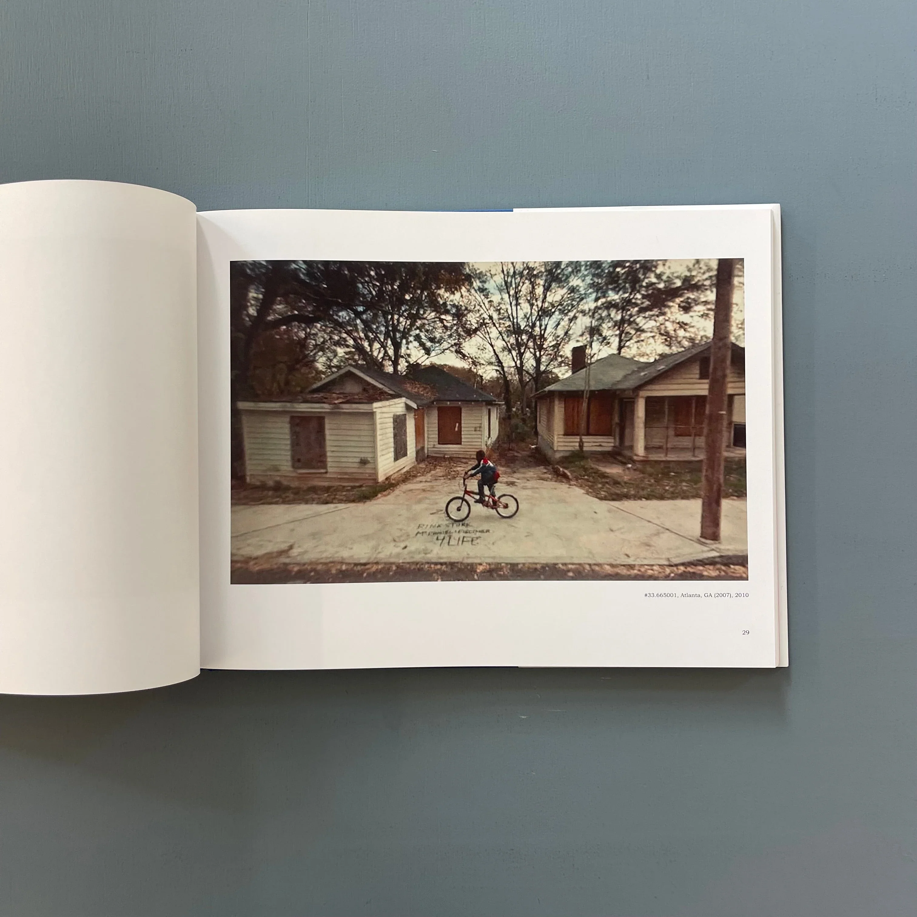 Doug Rickard - A new American picture - Koenig 2011 - Image 7