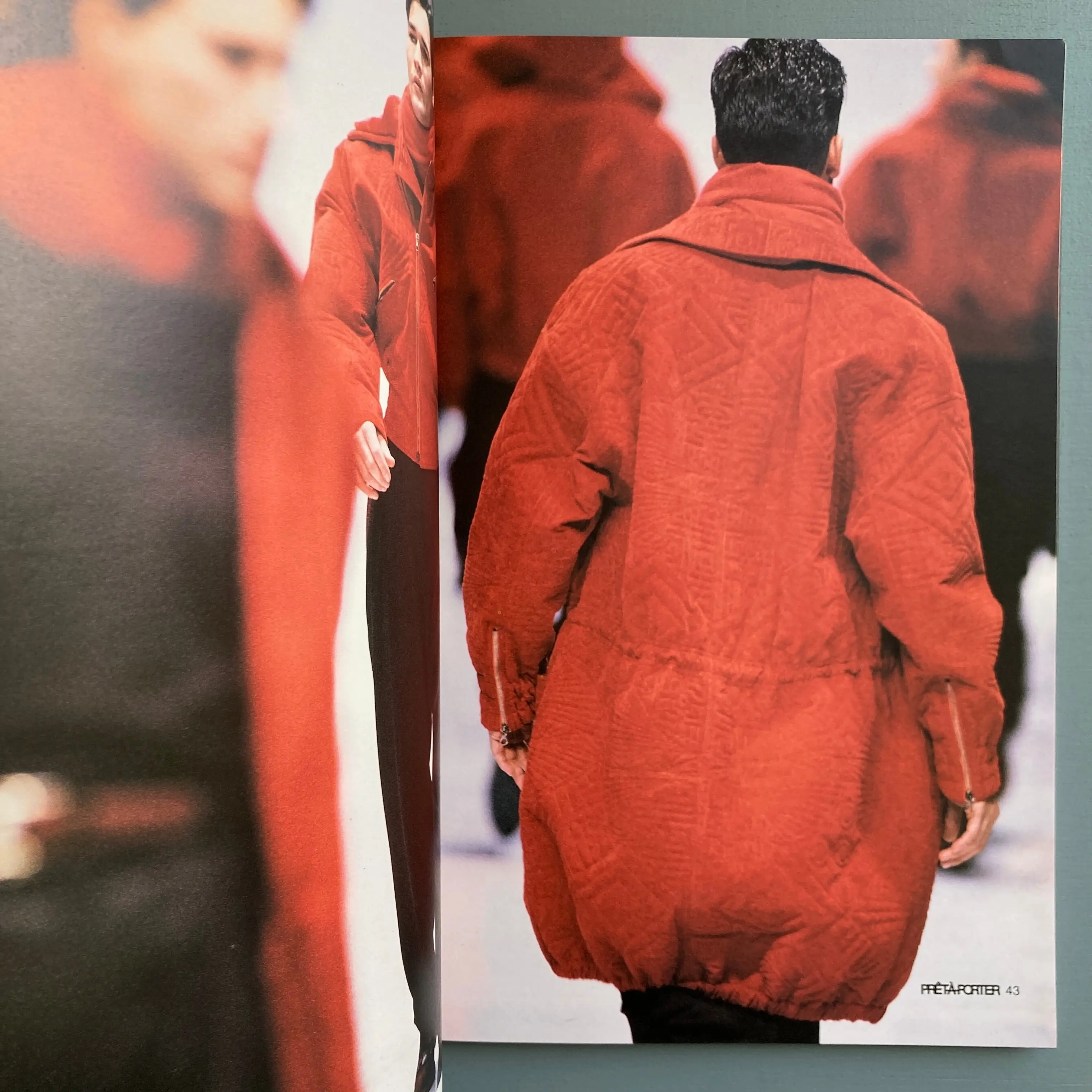 Gianni Versace - Collezione Uomo n. 19 - Autunno-Inverno 1990-91 - Image 4