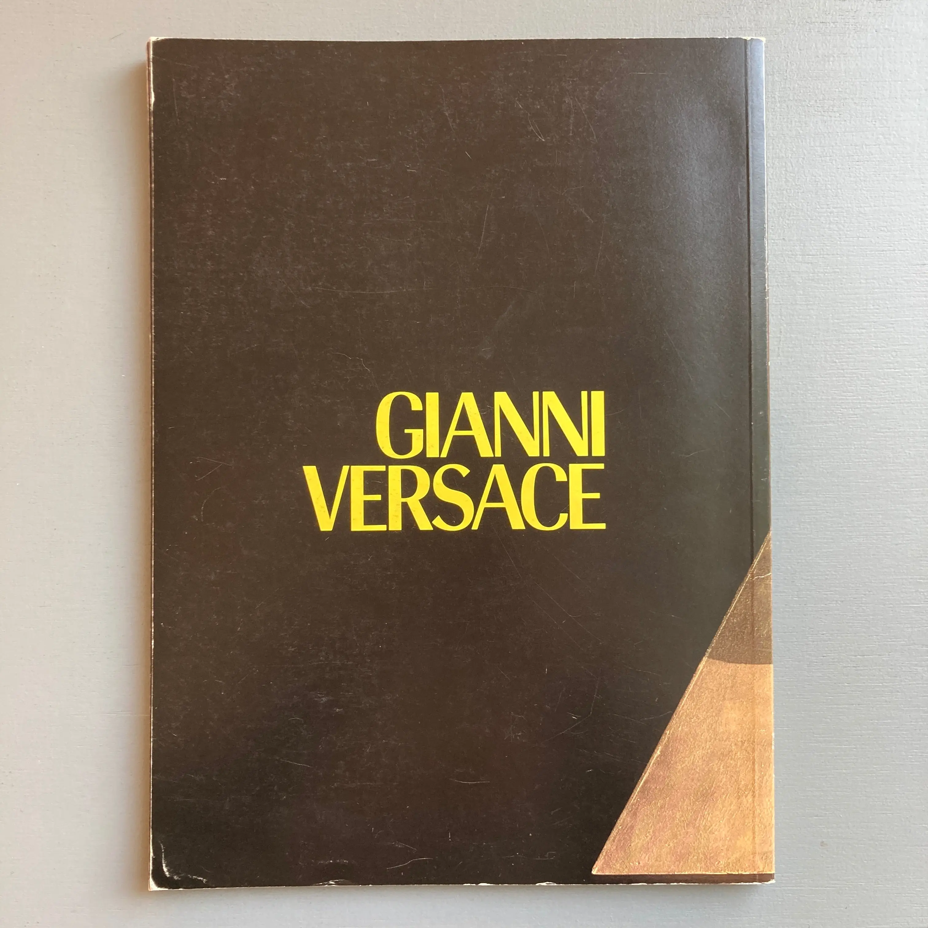 Gianni Versace - Collezione Uomo n. 21 - Autunno-Inverno 1991/92 - Image 10