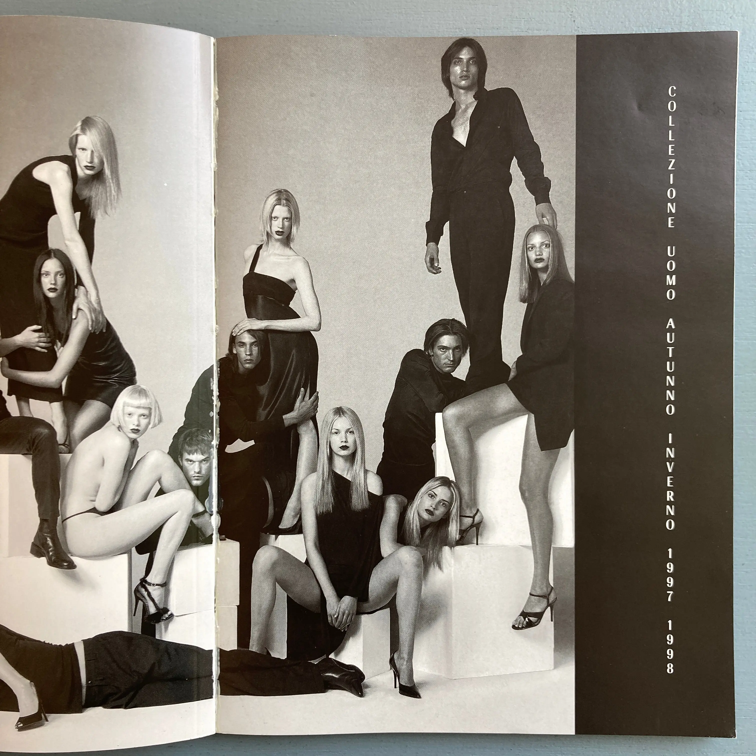 Gianni Versace - Collezione Uomo - Primavera-Estate 1997/98 - Image 3
