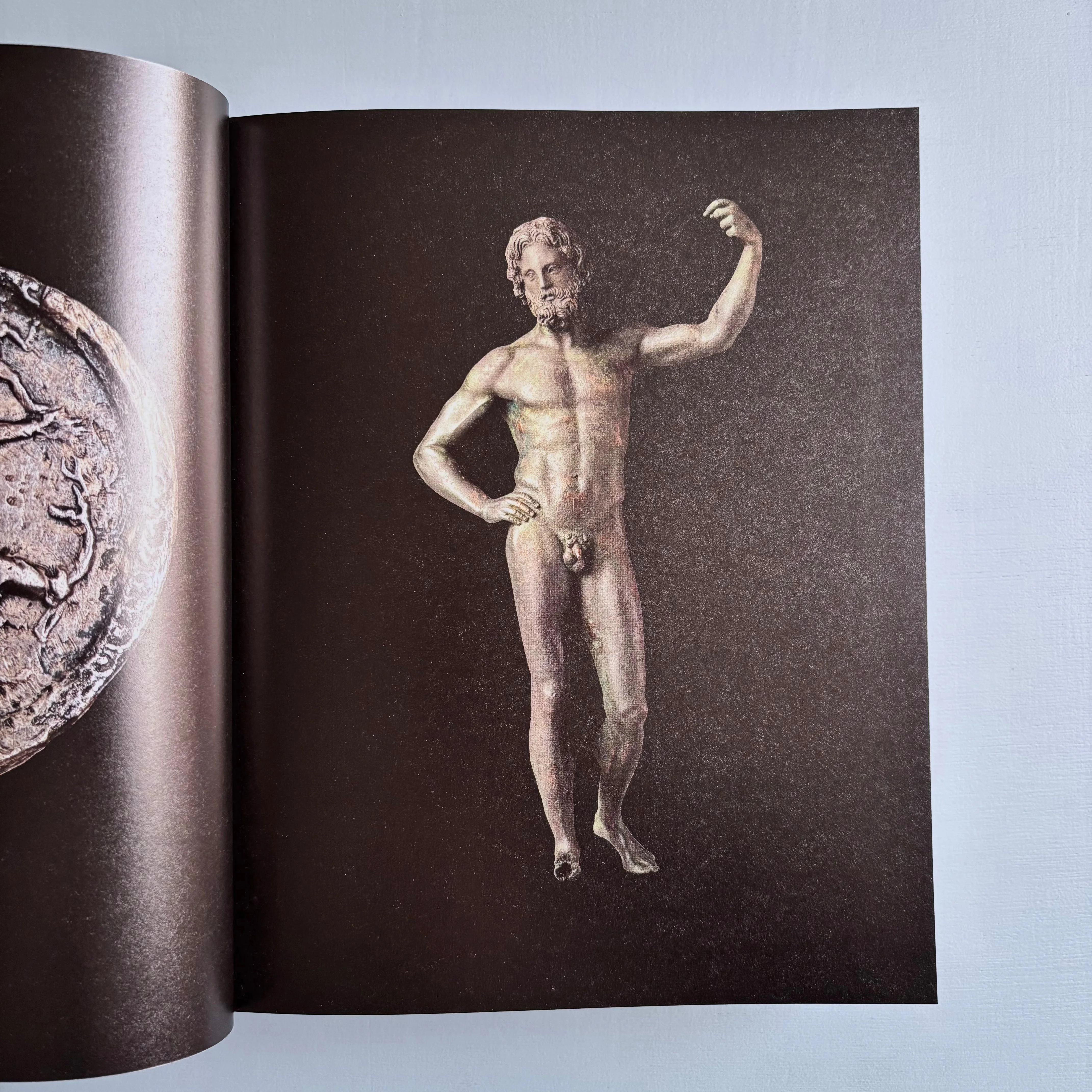 Heads and Tails. Tales and Bodies (Benaki Museum) - MER. Books 2016 - Image 3