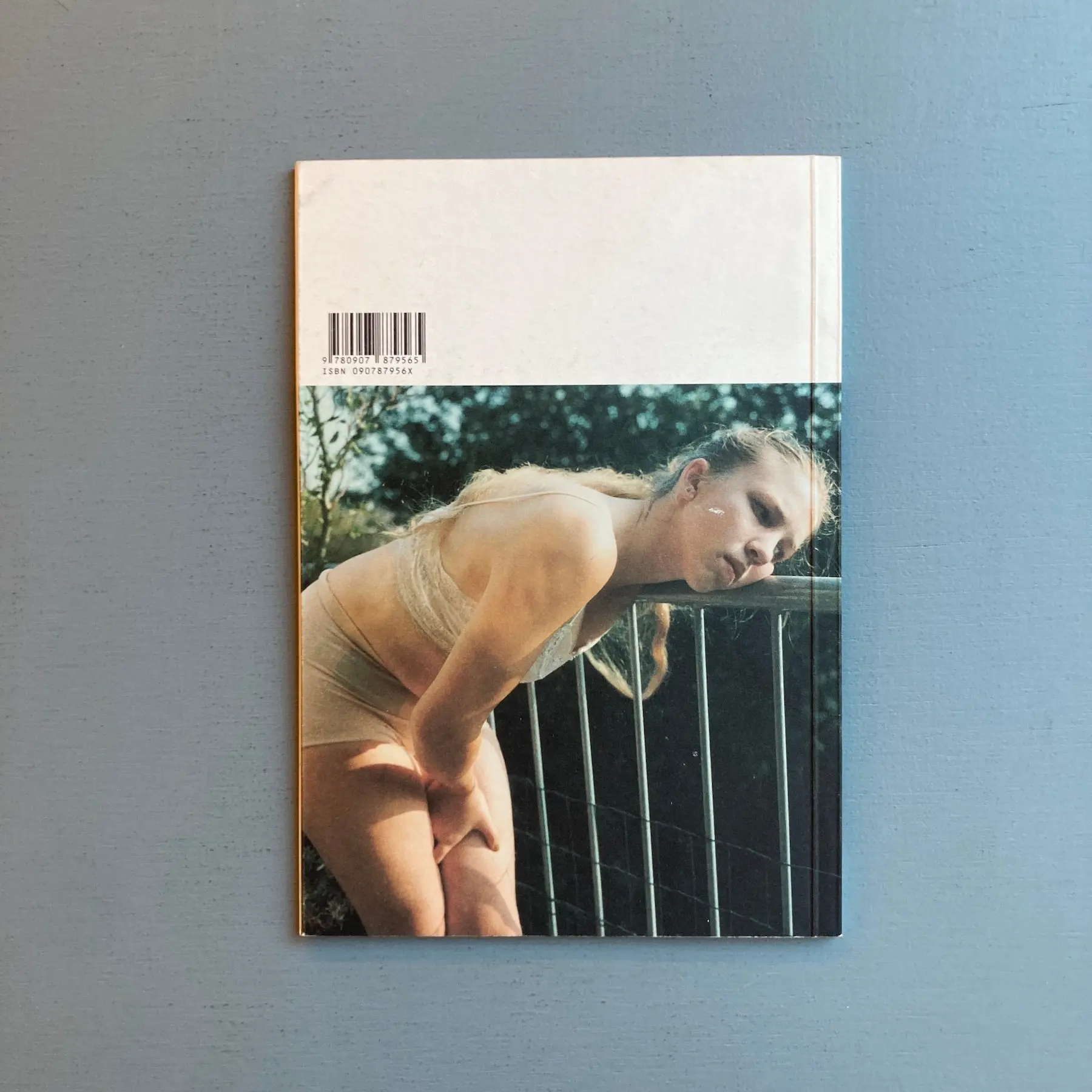 Hellen van Meene - The Photographers' Gallery 1999 - Image 10