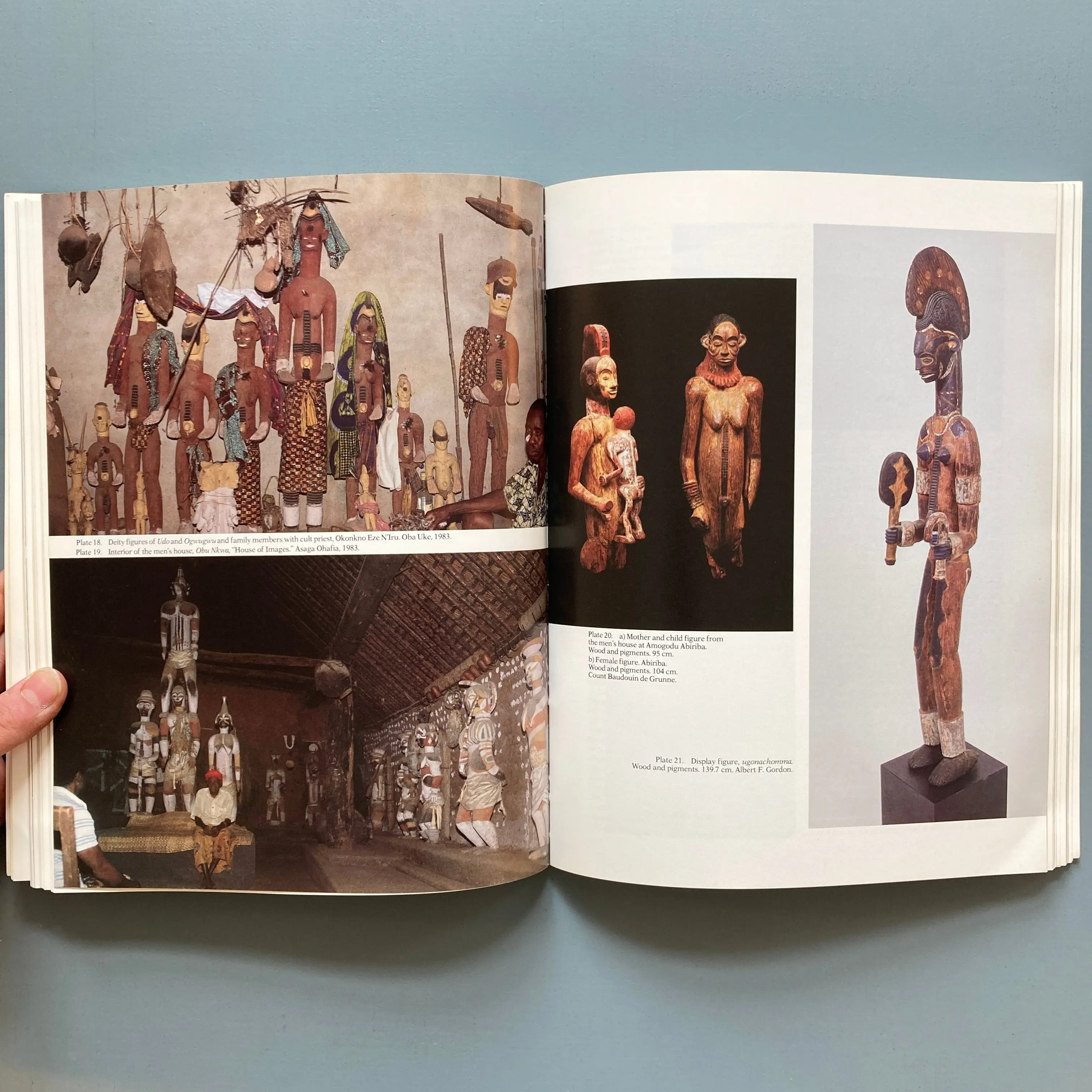 Igbo Arts : Community and Cosmos - Museum of Cultural History 1984 - Image 3