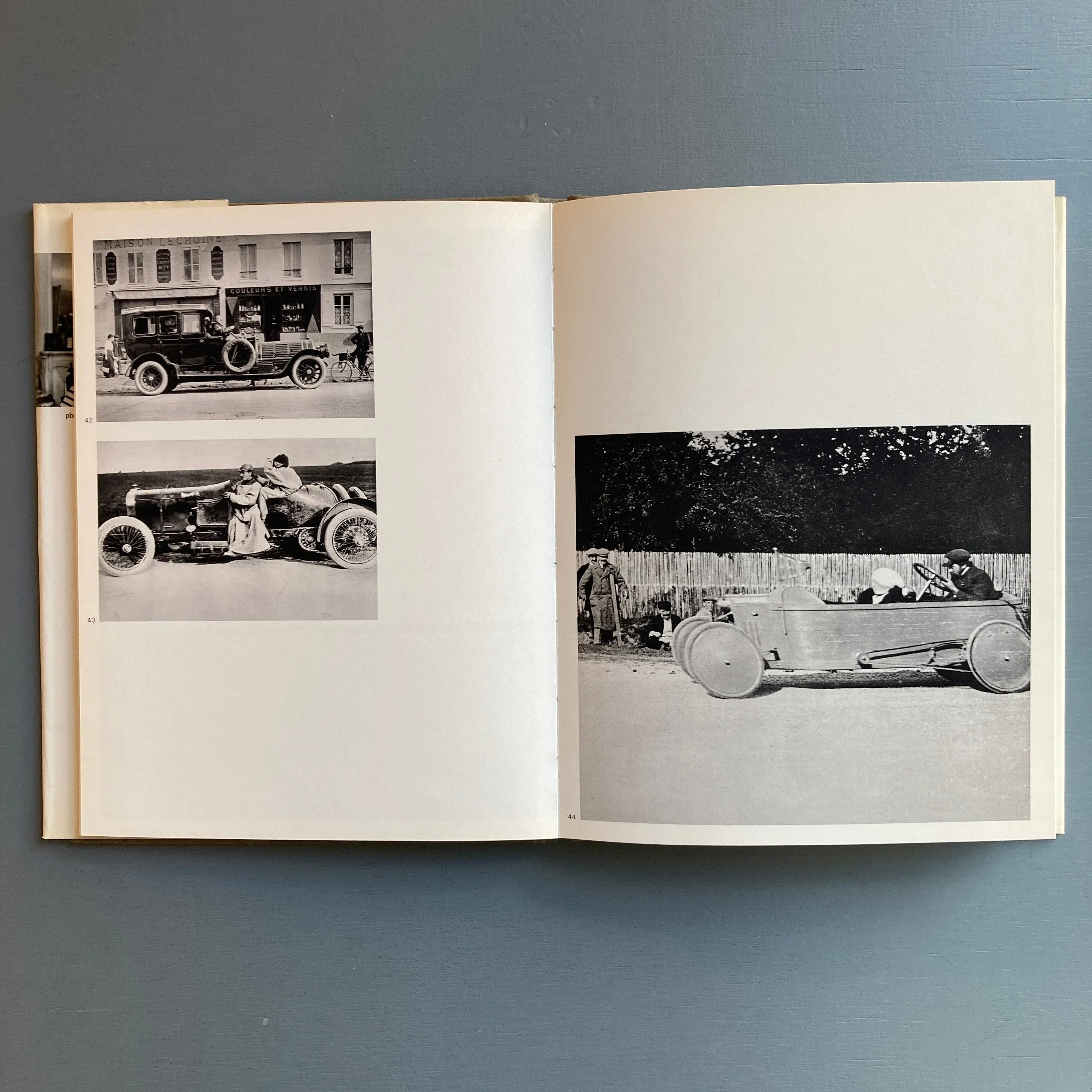 J.H. Lartigue, les autos et autres engins roulants - Chêne 1974 - Image 3