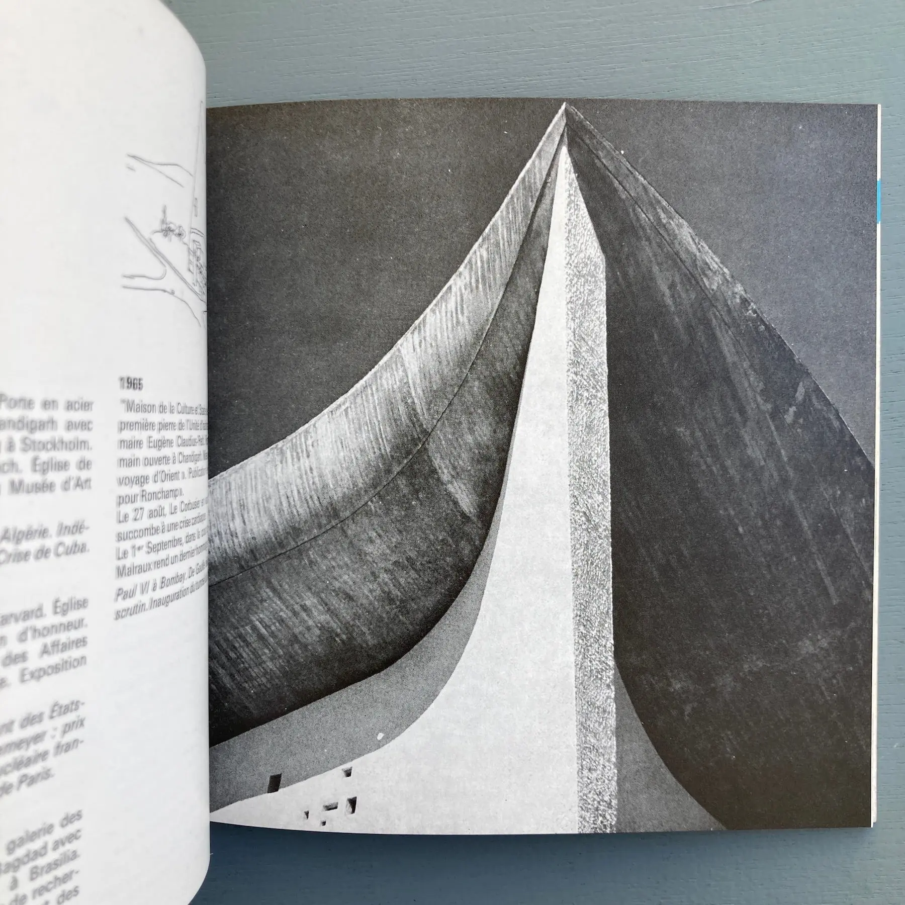 La Fondation Le Corbusier - Booklet designed by Jean Petit - FLC 1985 - Image 6