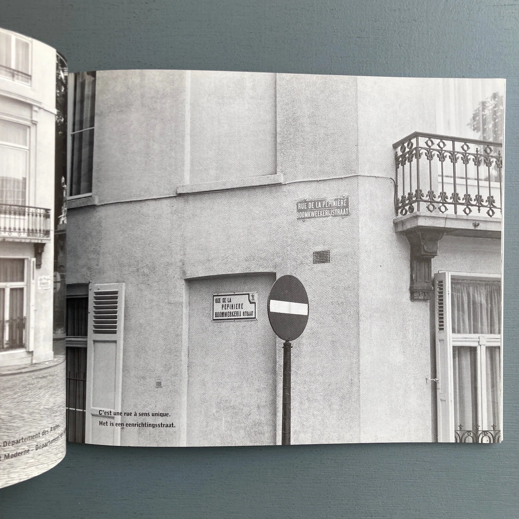 Marcel Broodthaers - Un voyage à Waterloo - Merz 2001 - Image 5