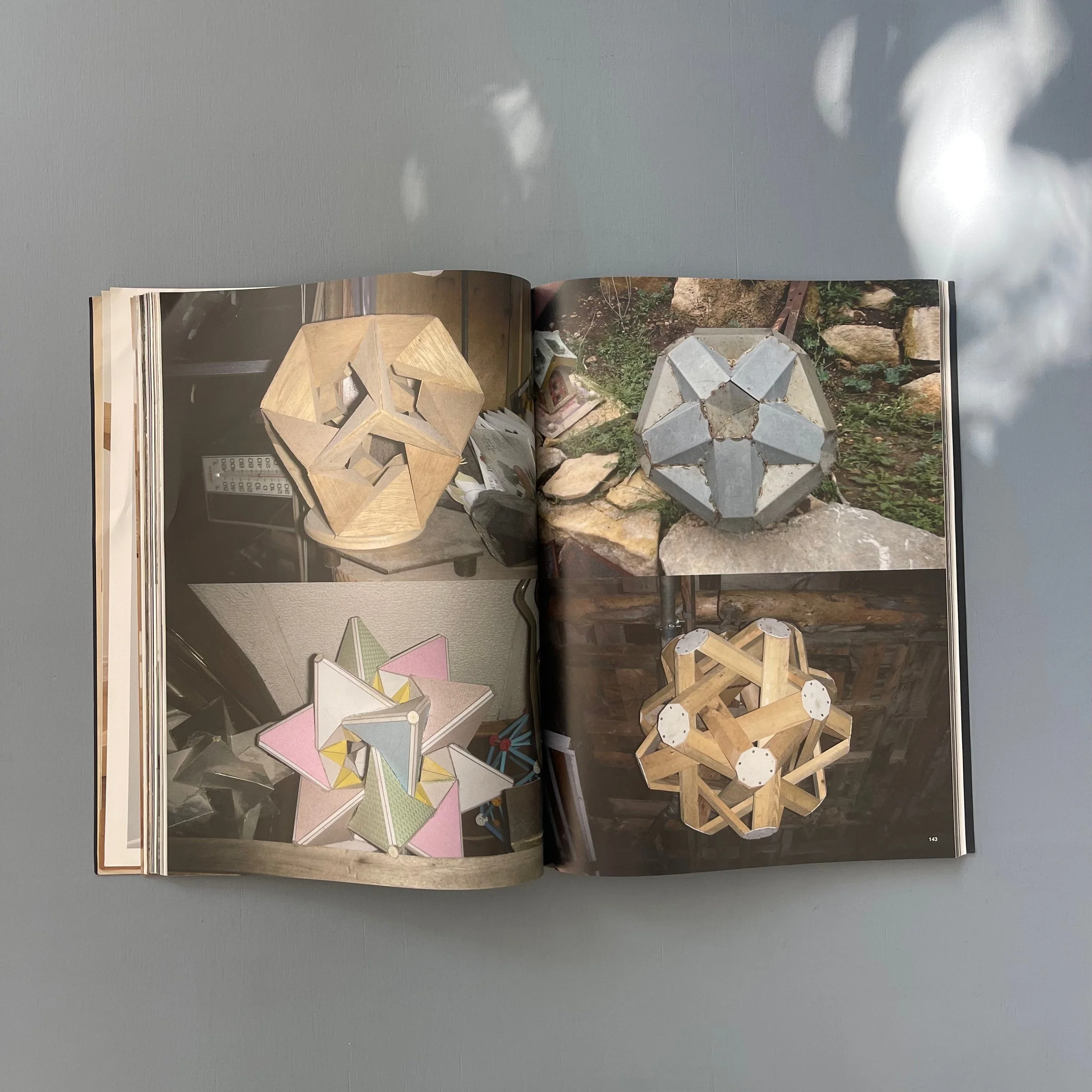 Oscar Tuazon - I can’t see - DoPe Press / Paraguay Press 2010 - Image 10