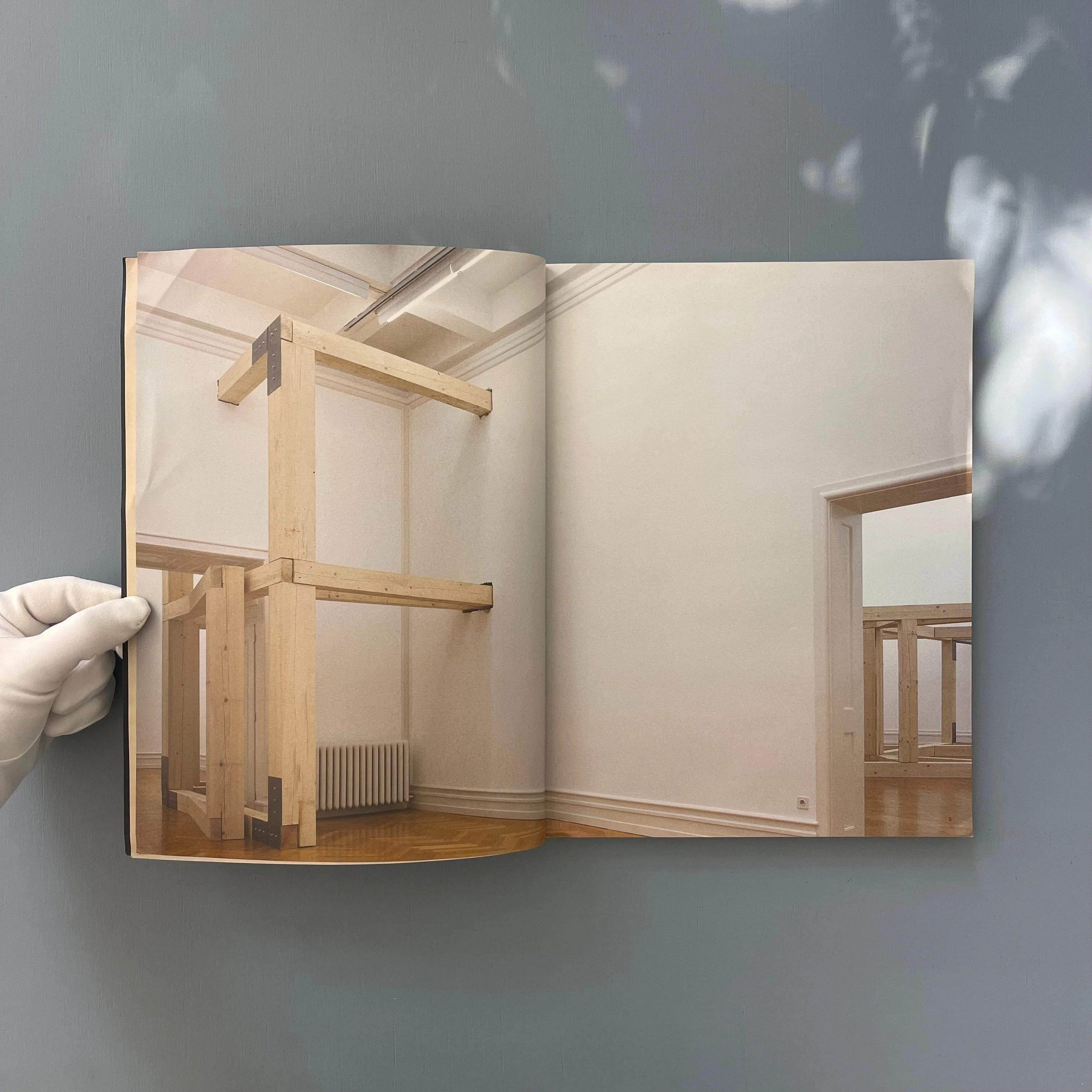 Oscar Tuazon - I can’t see - DoPe Press / Paraguay Press 2010 - Image 3