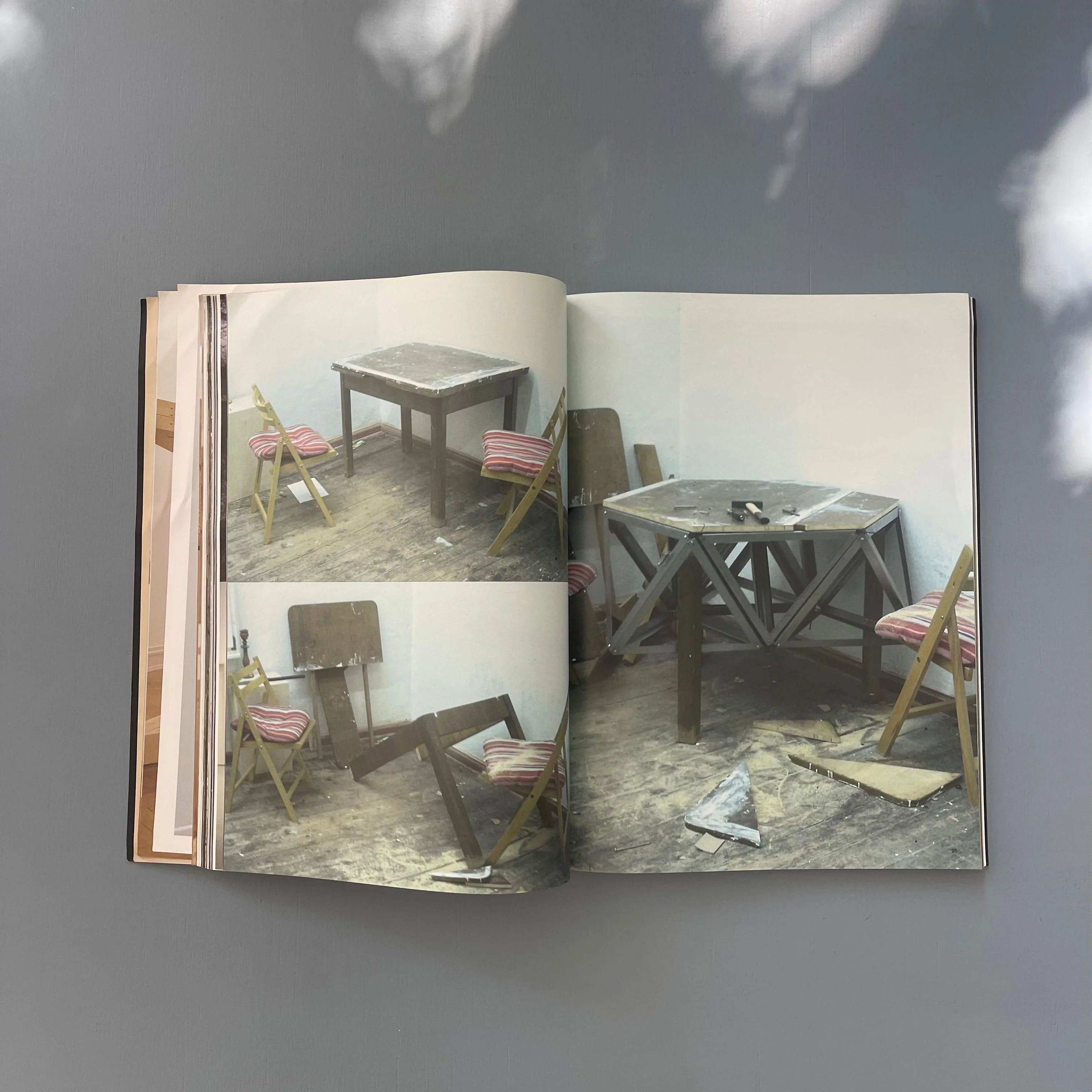 Oscar Tuazon - I can’t see - DoPe Press / Paraguay Press 2010 - Image 9