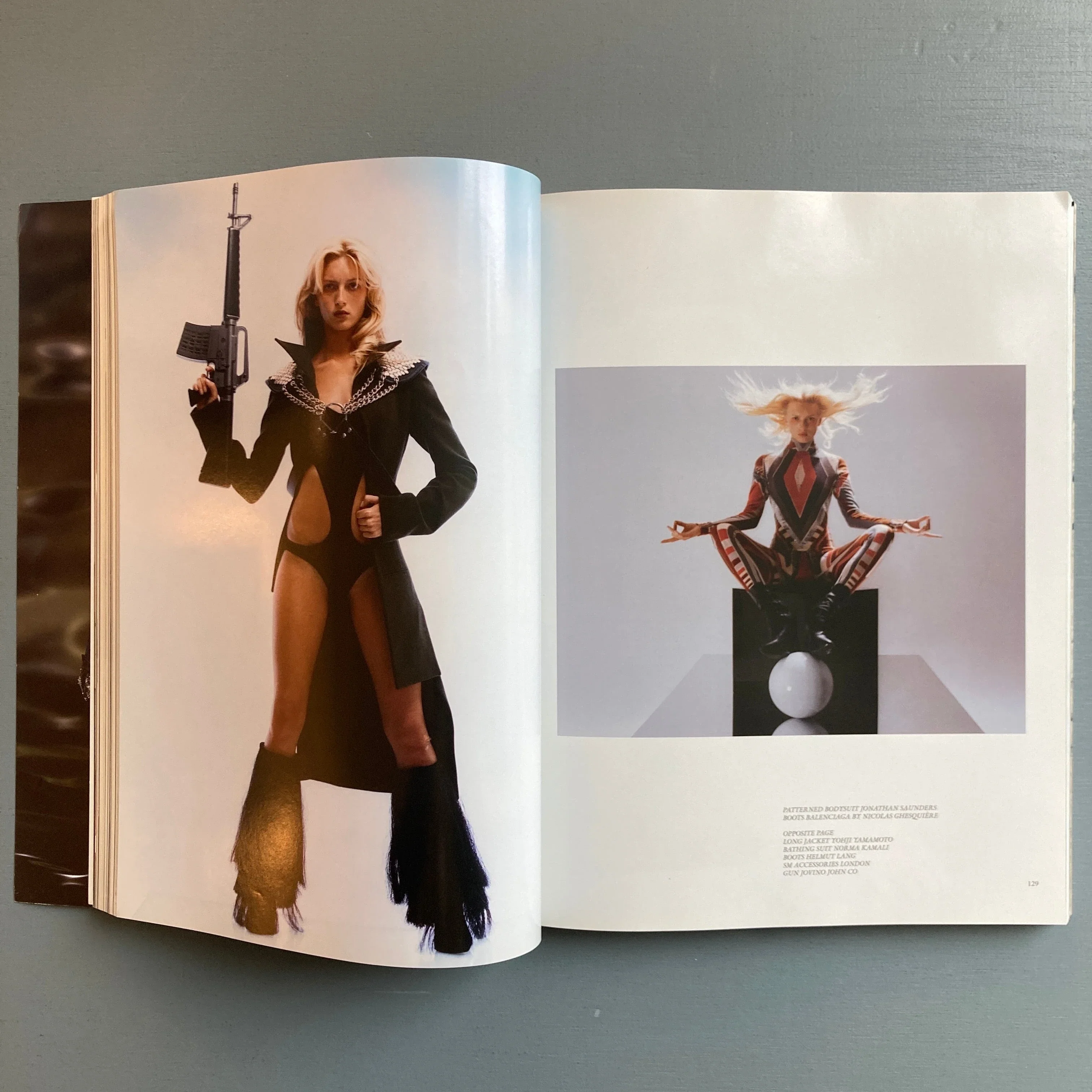Purple Fashion - Year 13 / Number 2 - Fall-Winter 2004/05 - Image 5
