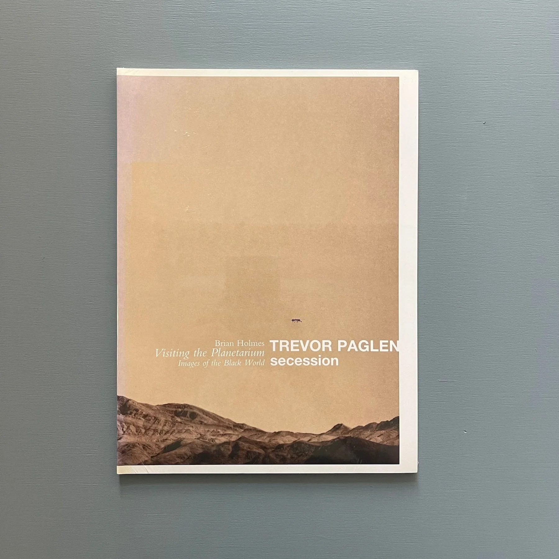 Secession: Trevor Paglen - Visiting the planetarium - Revolver 2010
