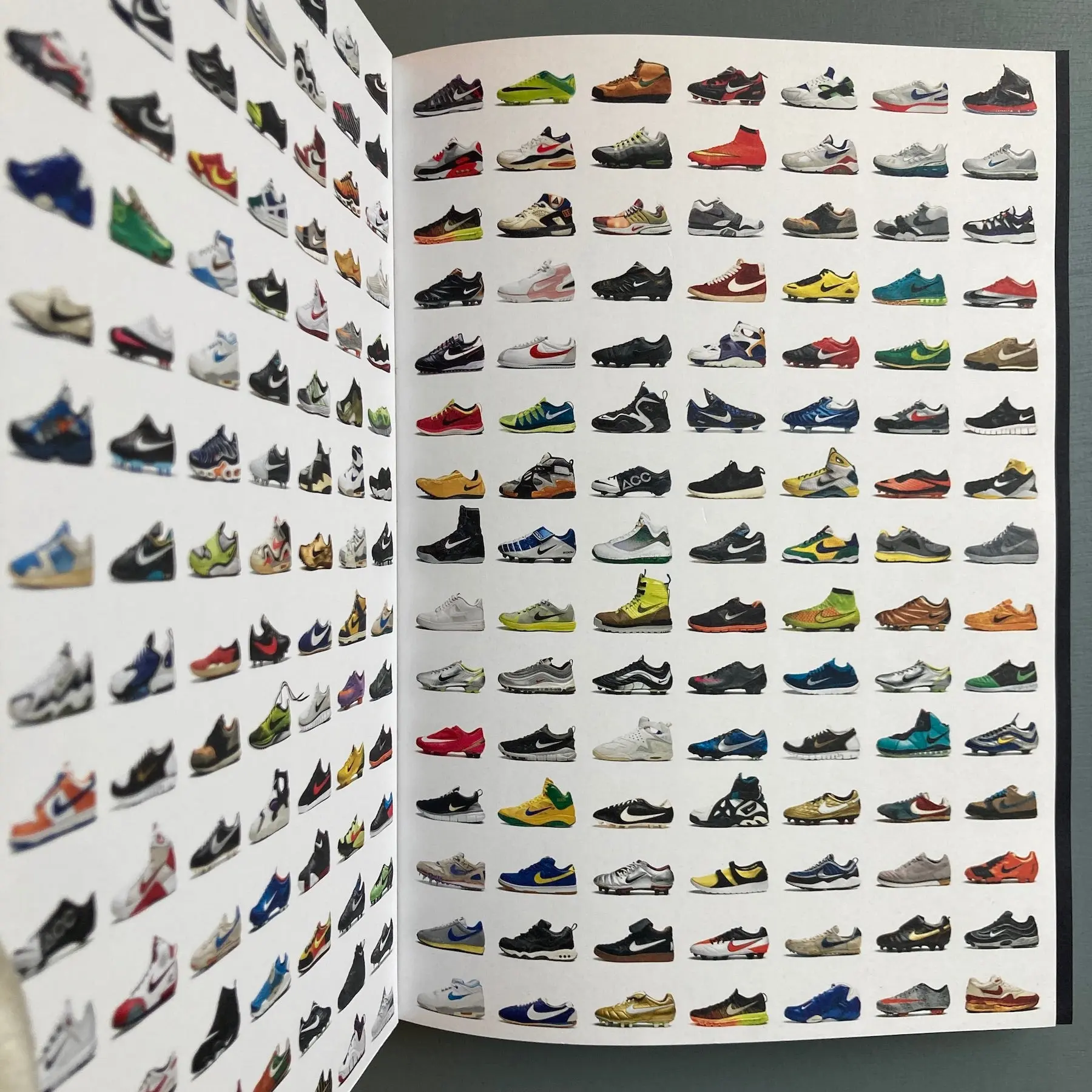 Sneaker Freaker x Nike - Genealogy of Innovation 1971-2014 - Image 4