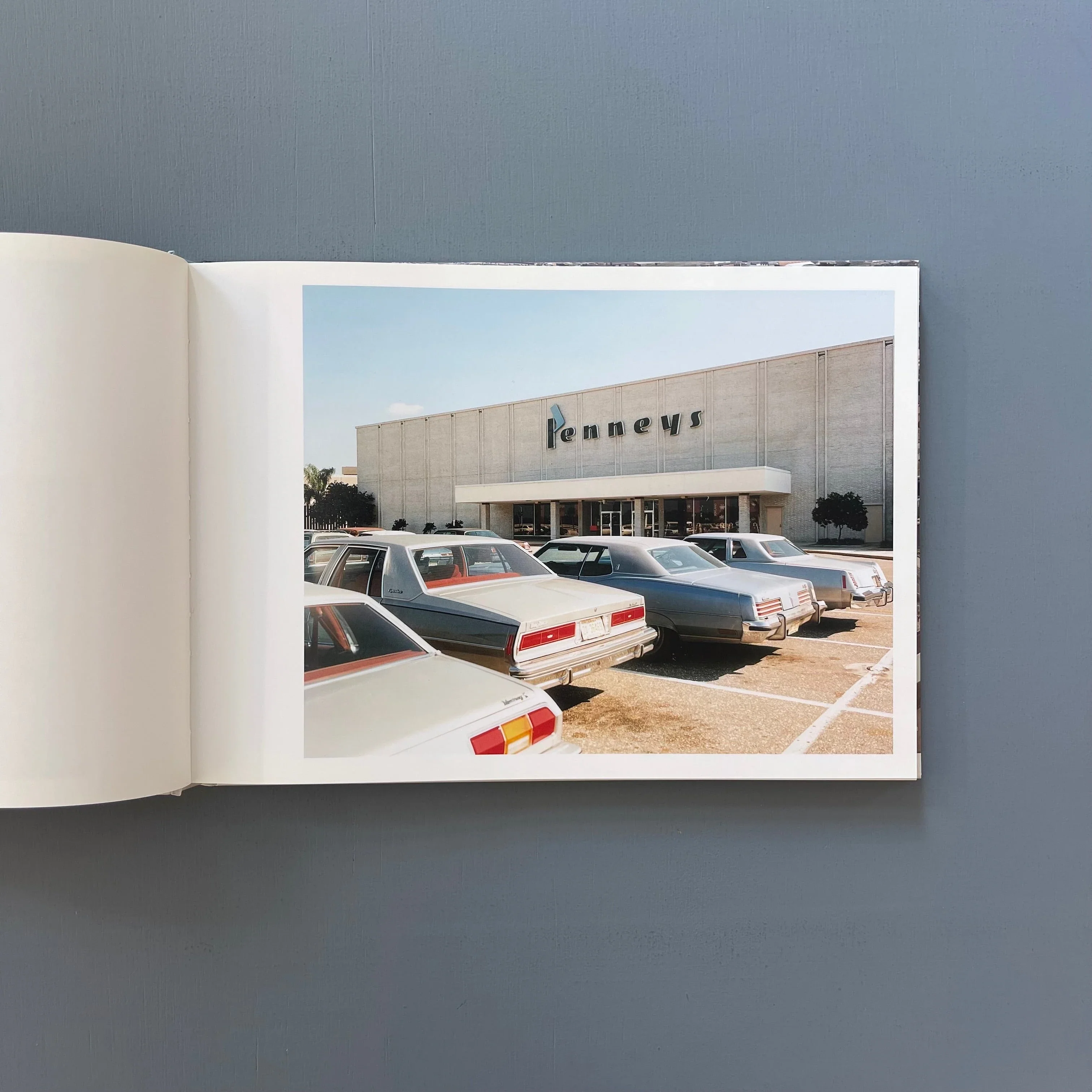 Stephen Shore - Uncommon places - Conrads/Mennour 2002 - Image 3
