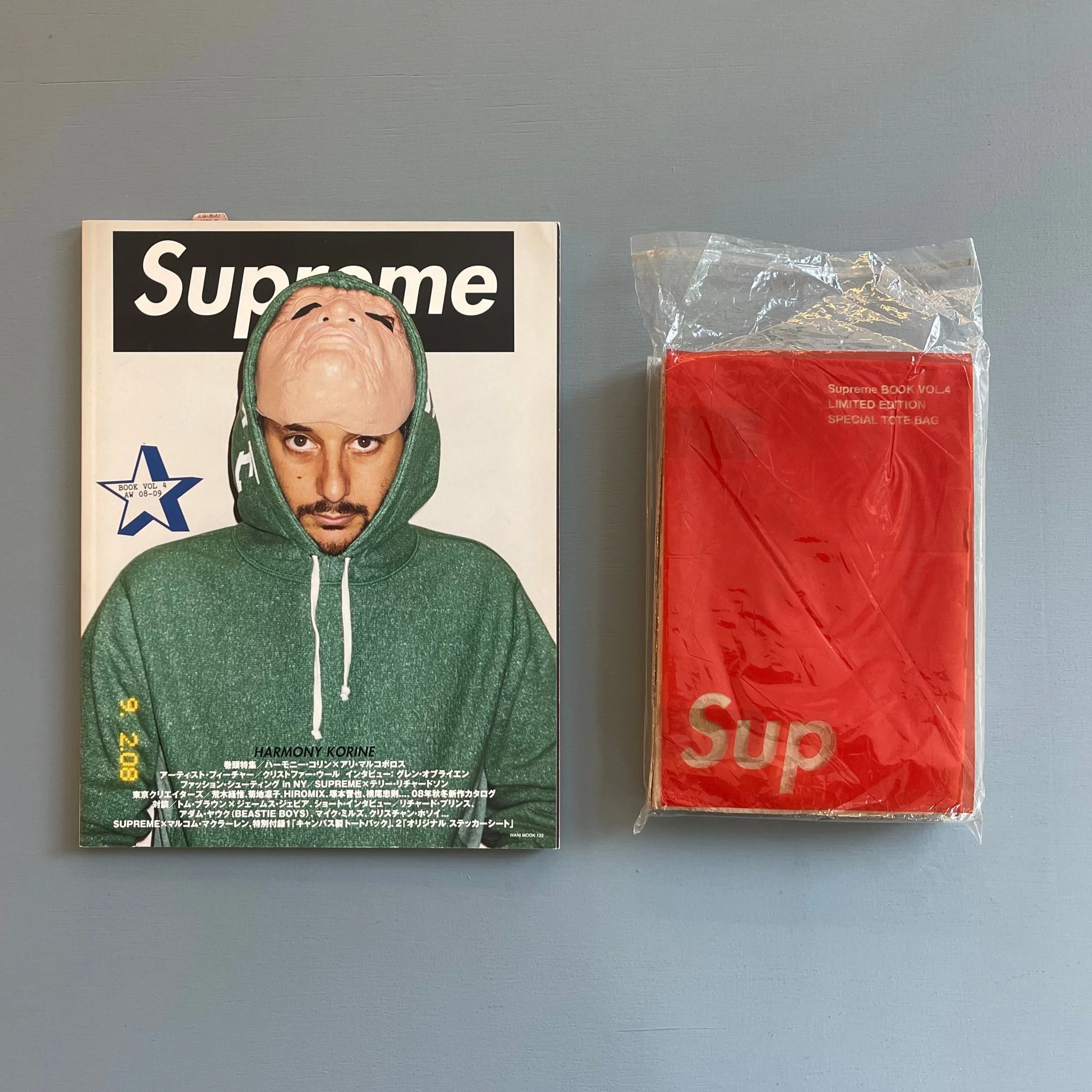 Supreme Book - A/W Vol 4 + Sticker + Tote bag - 2008