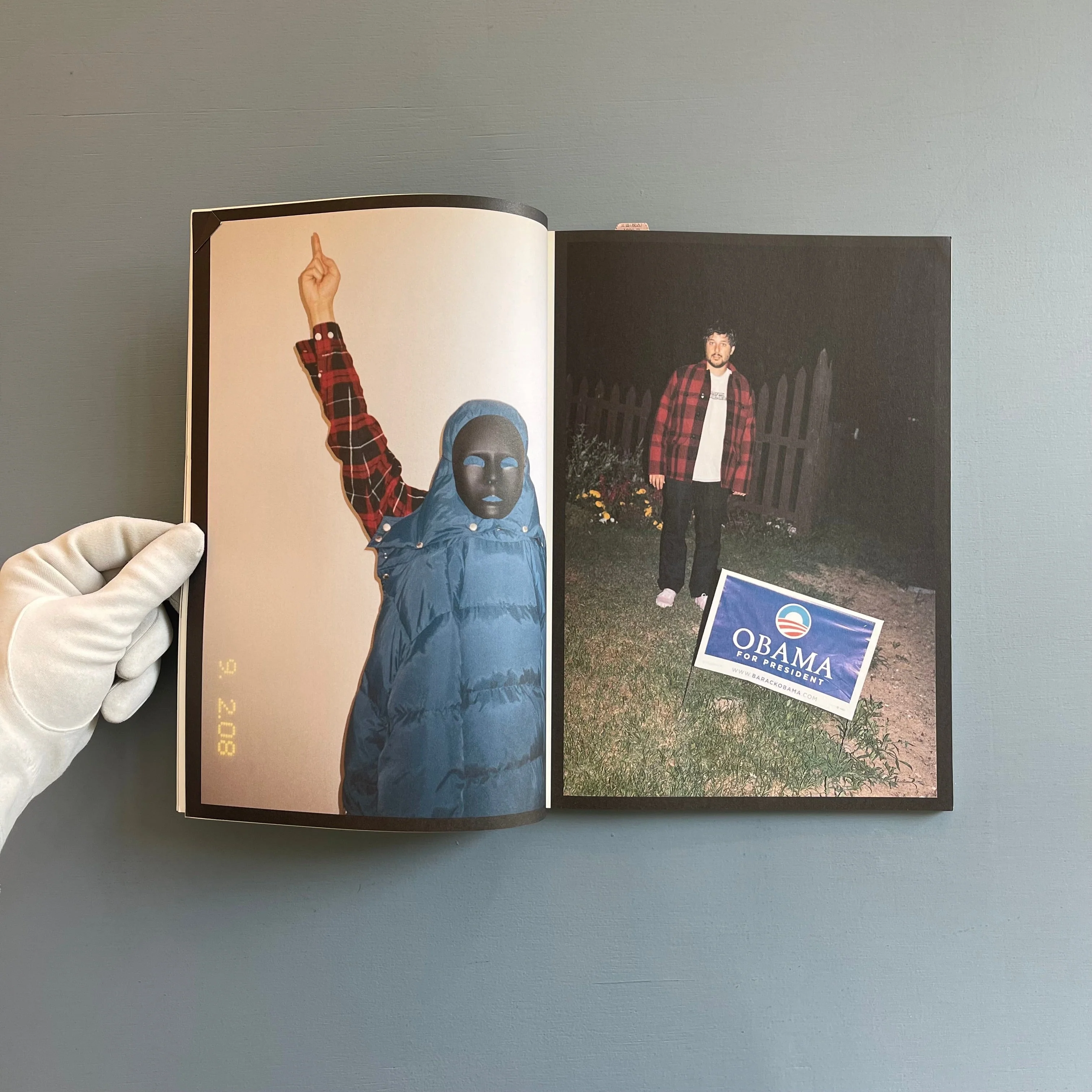 Supreme Book - A/W Vol 4 + Sticker + Tote bag - 2008 - Image 9