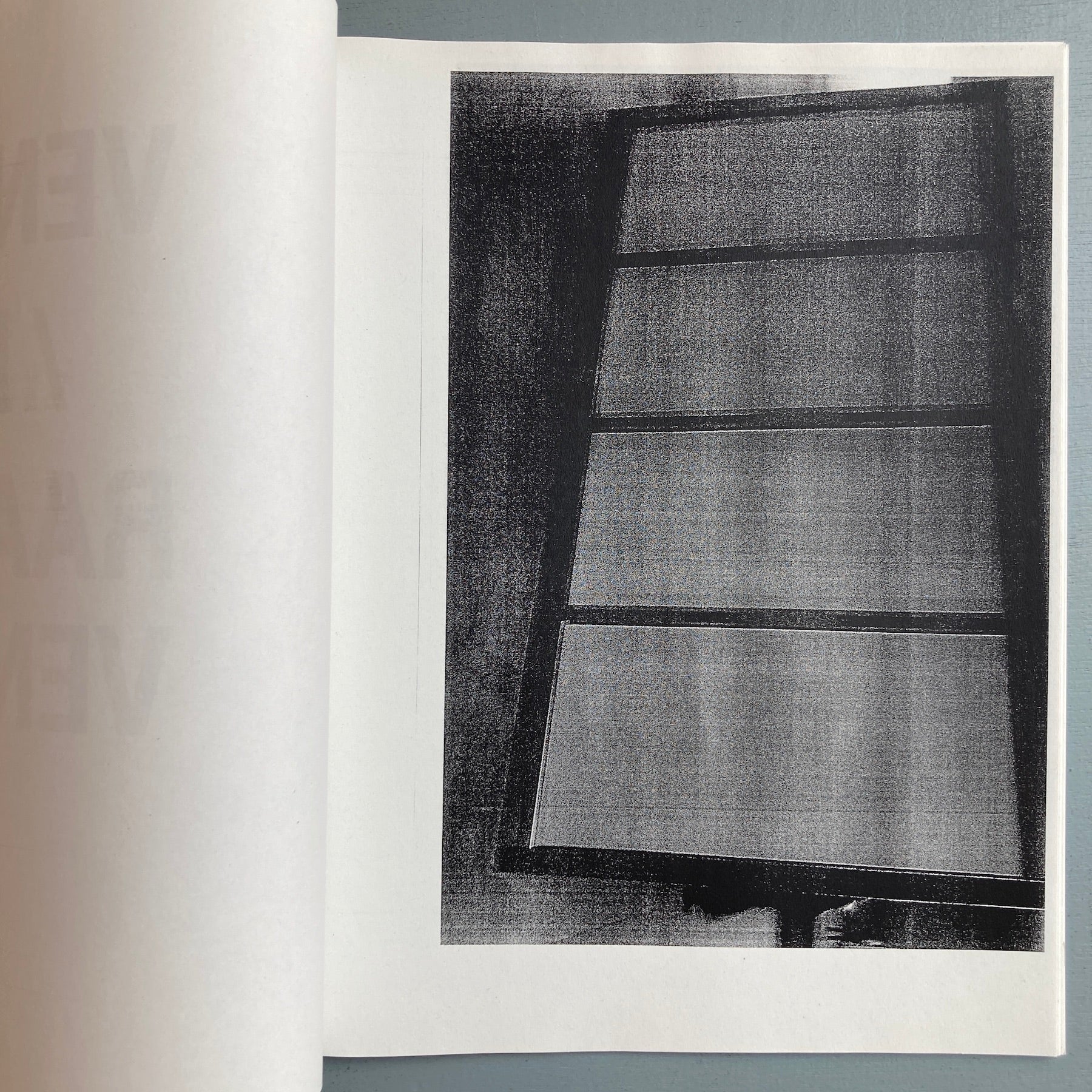 Tim Onderbeke - Venster/Raam/Venster - Self-published 2015 - Image 3