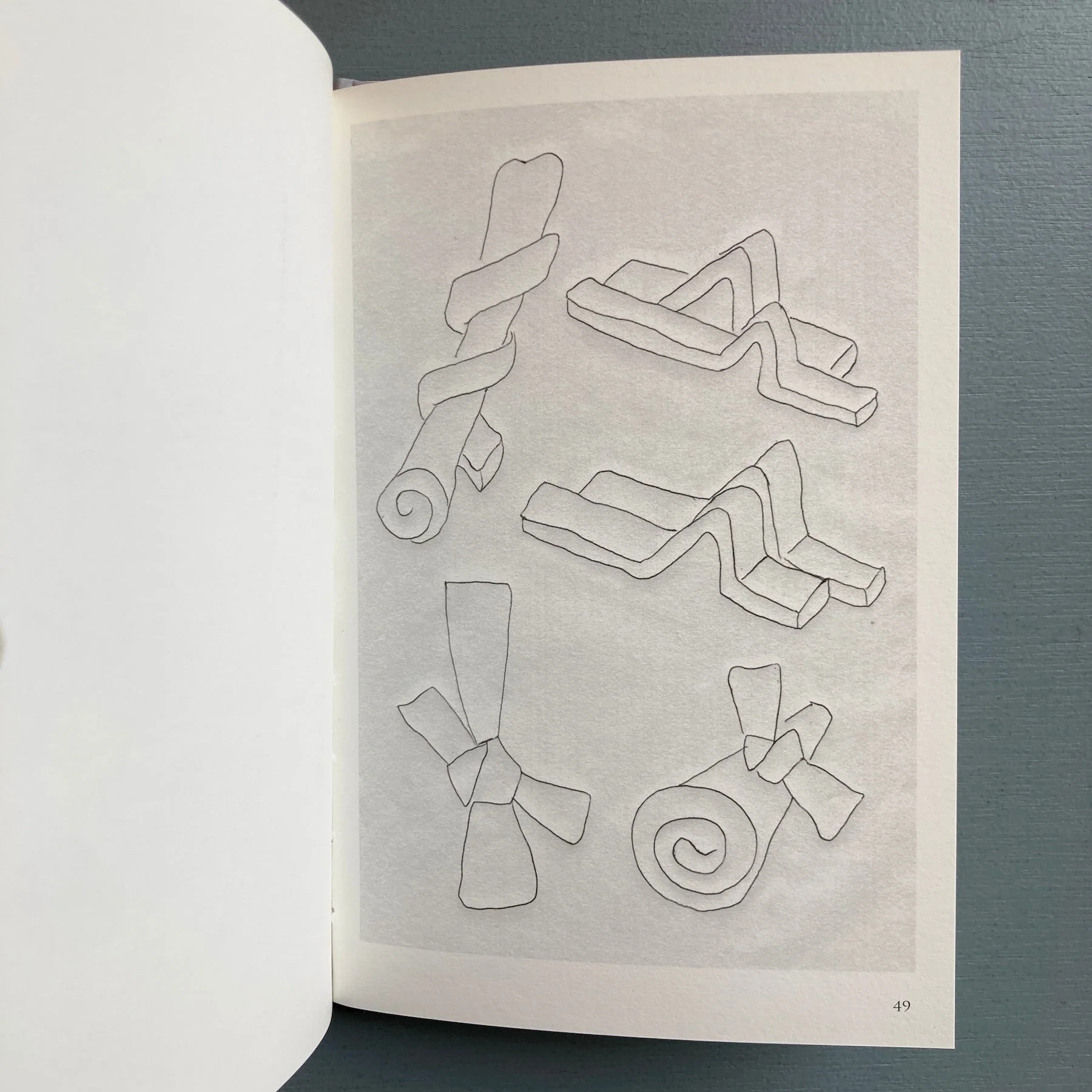 Topology in bed by Chi Tsai Ni: a selection of bed sculptures from his younger days - Nos:books 2015 - Image 8