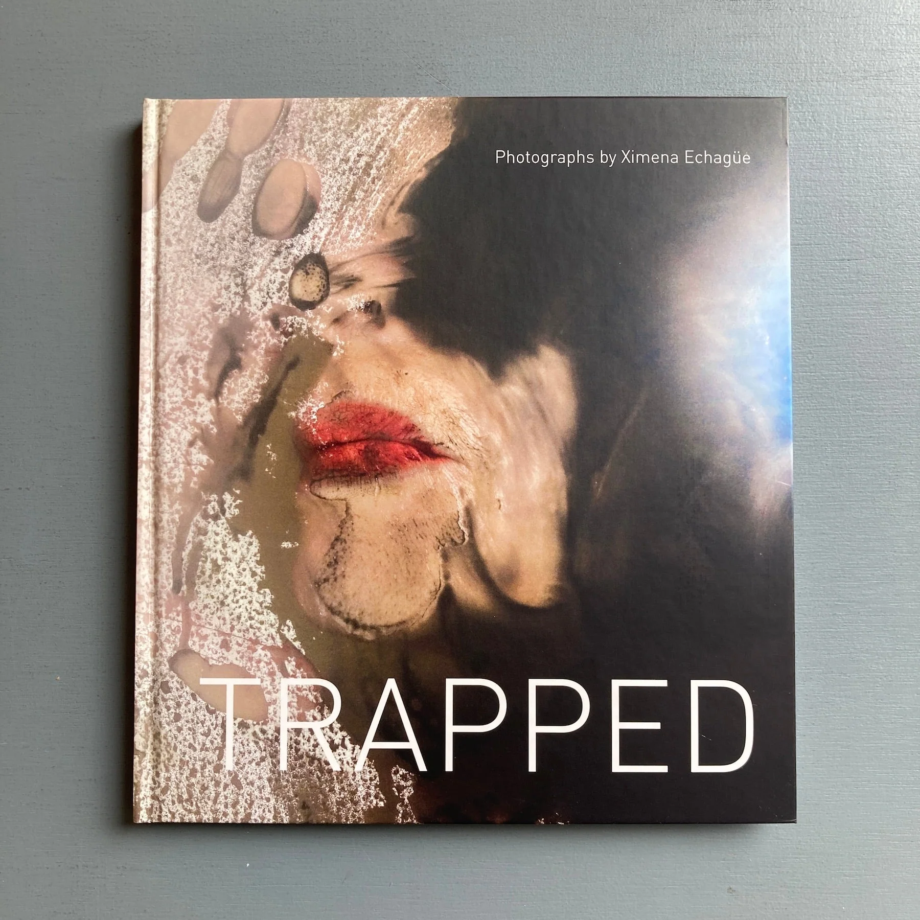 Ximena Echagüe - Trapped - Daylight Books 2023
