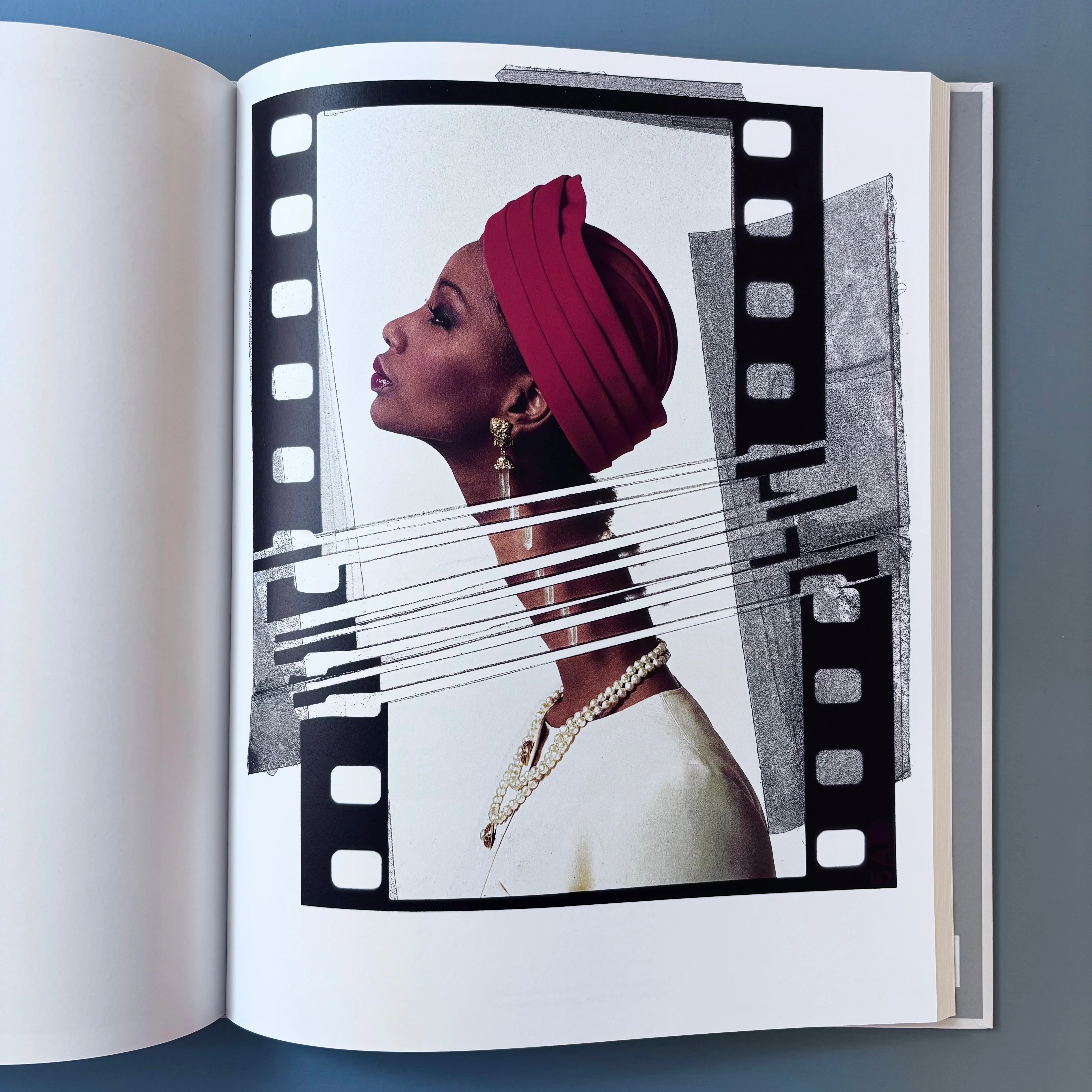 Yves Saint Laurent and Photography - Musée Yves Saint Laurent/Phaidon 2025 - Image 10